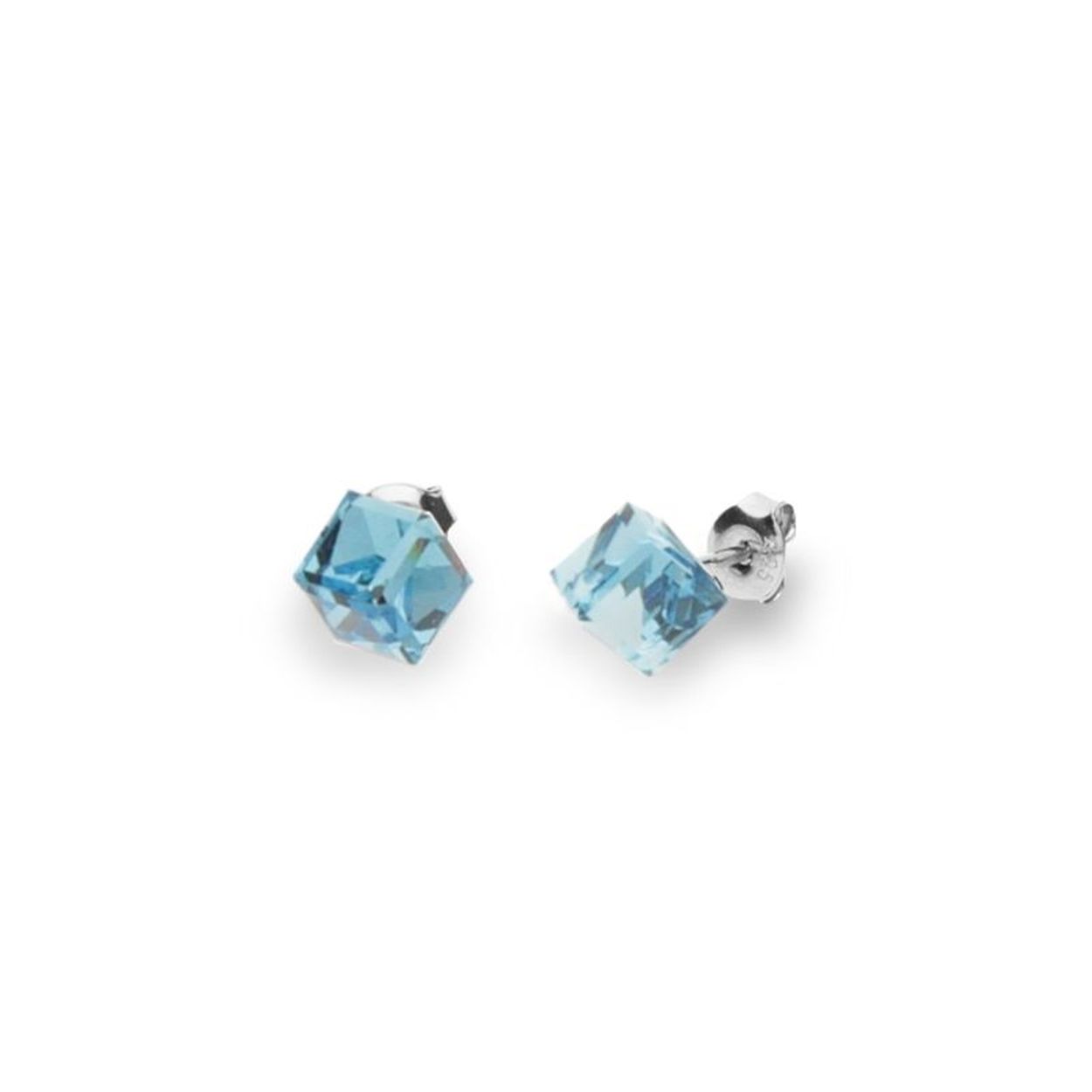 Maak je looks compleet met deze prachtige Aquamarine Studs Oorbellen van SPARK Jewelry voor dames. De artikelcode is K48416AQ.