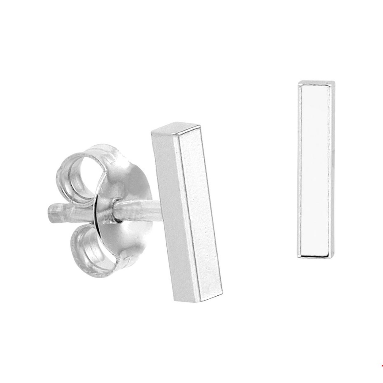 Beschrijving: Zilveren oorknoppen met een balkje.
Doelgroep: dames
Breedte: 2 mm
Hoogte: 8 mm
