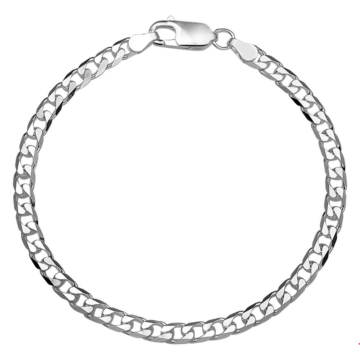 De moderne man weet dat sieraden allang niet meer alleen voor vrouwen zijn! Draag jouw set casual met een spijkerbroek of met een knipoog bij een wat meer zakelijke look. Details: Zilveren armband met geslepen gourmet schakel.

Gender: heren
Breedte: 4 mm
Langste lengte: 20 mm
