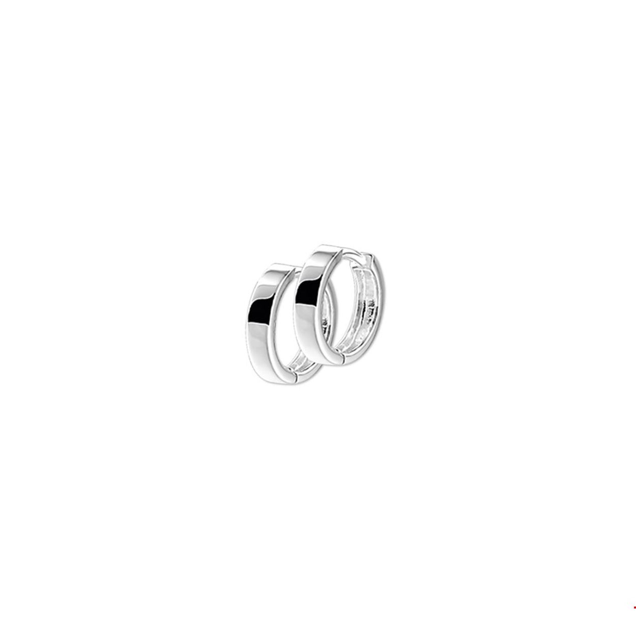 Zilveren klapcreolen met een vlakke buis en een poli afwerking.

Gender: dames
Breedte: 2.5 mm
