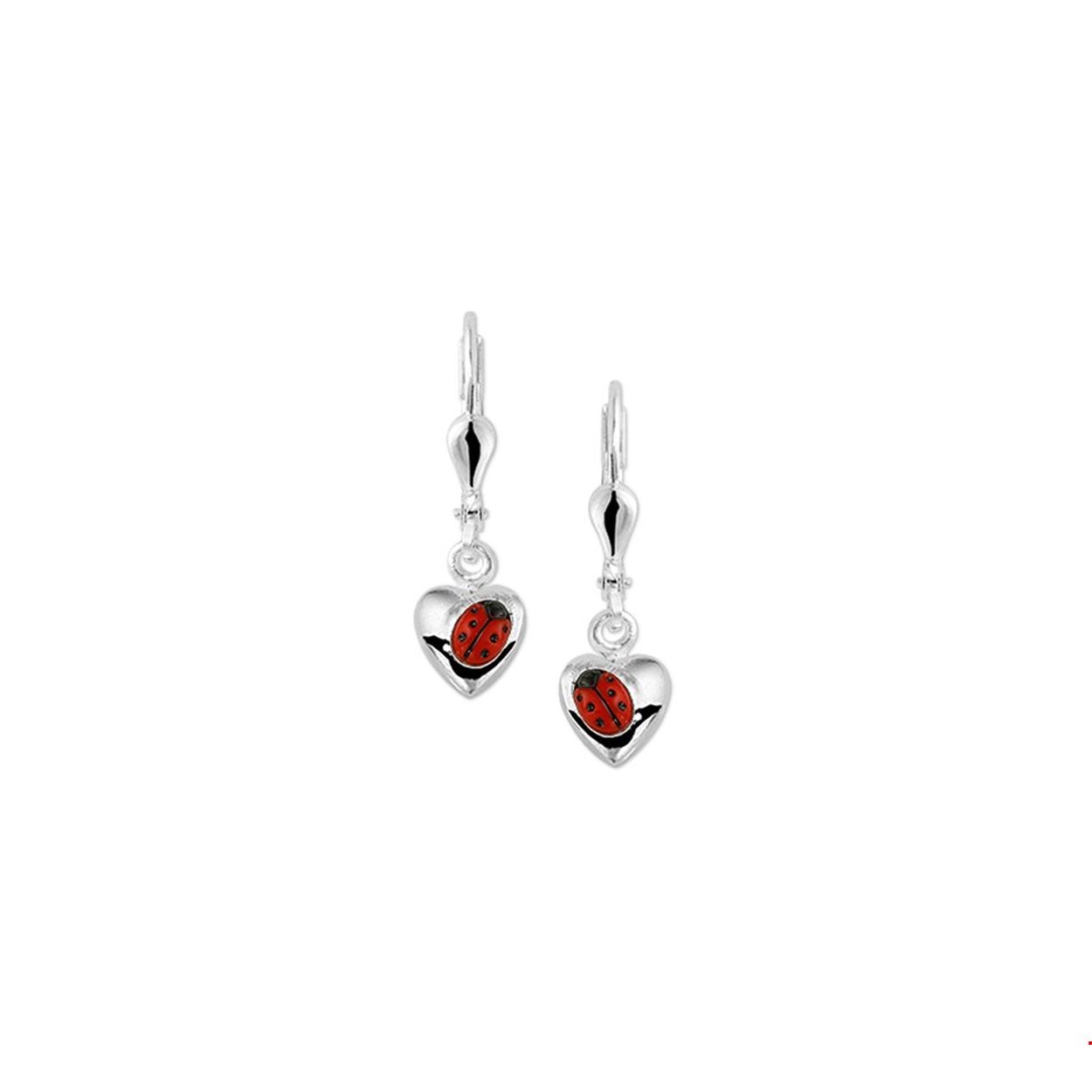 Beschrijving: Zilveren oorhangers met een hart en een lieveheersbeestje. 
Doelgroep: kinderen
Breedte: 4 mm
Hoogte: 3 mm