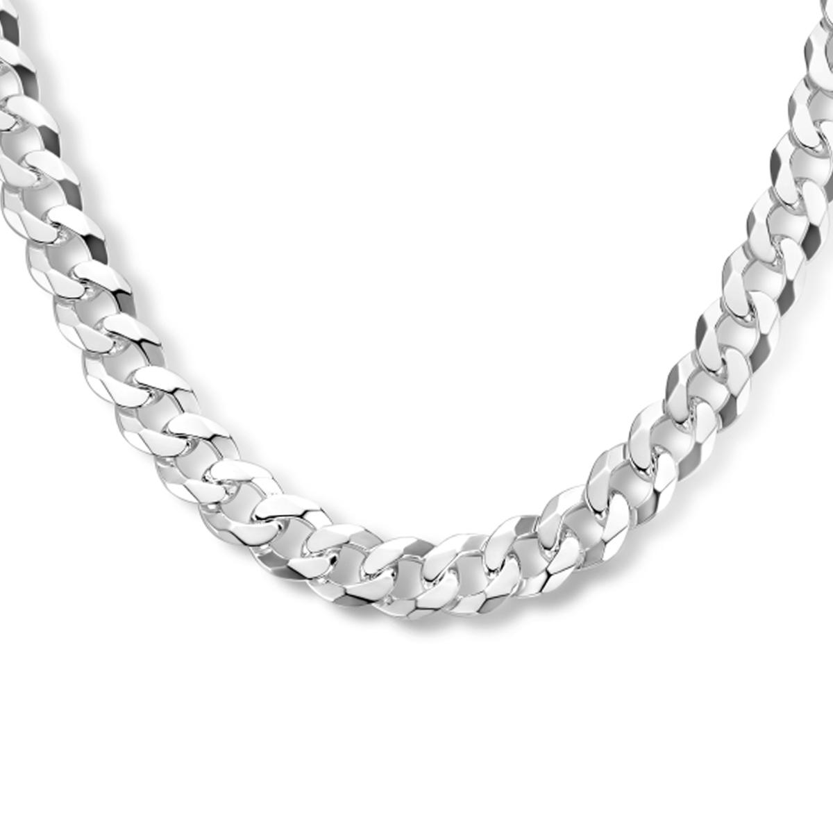 925 Zilveren collier met een gourmette schakel van 10.6mm. Uitgevoerd met een karabijn sluiting.