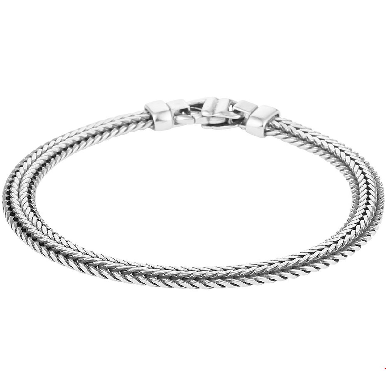 Beschrijving: Stijlvolle geoxideerd zilveren armband met een vossestaart schakel. De armband heeft een draaglengte van 19cm en een schakelbreedte van 6.5mm. Uitgevoerd met een stevige karabijn sluiting.
