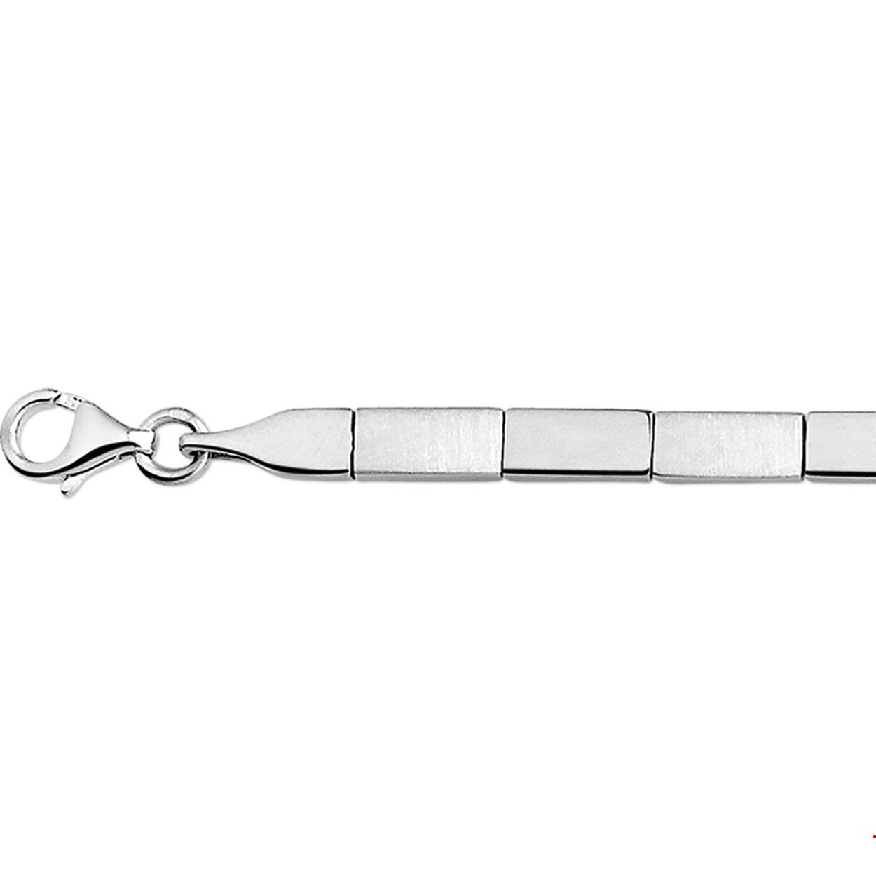 Gerhodineerd zilveren armband met een poli/matte afwerking.
Breedte: 4.5 mm Lengte: 19 mm 13.10450