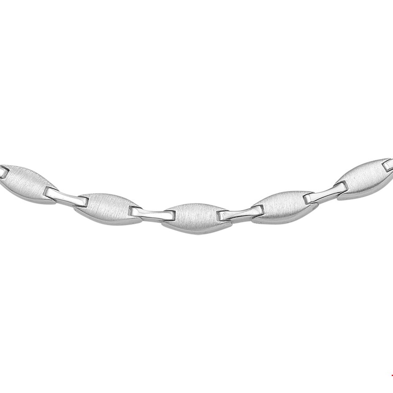 Beschrijving: Gerhodineerd zilveren collier met een poli/matte afwerking. 
Verpakt per: 1
Doelgroep: dames
Breedte: 4.5 mm
Langste lengte: 43 mm