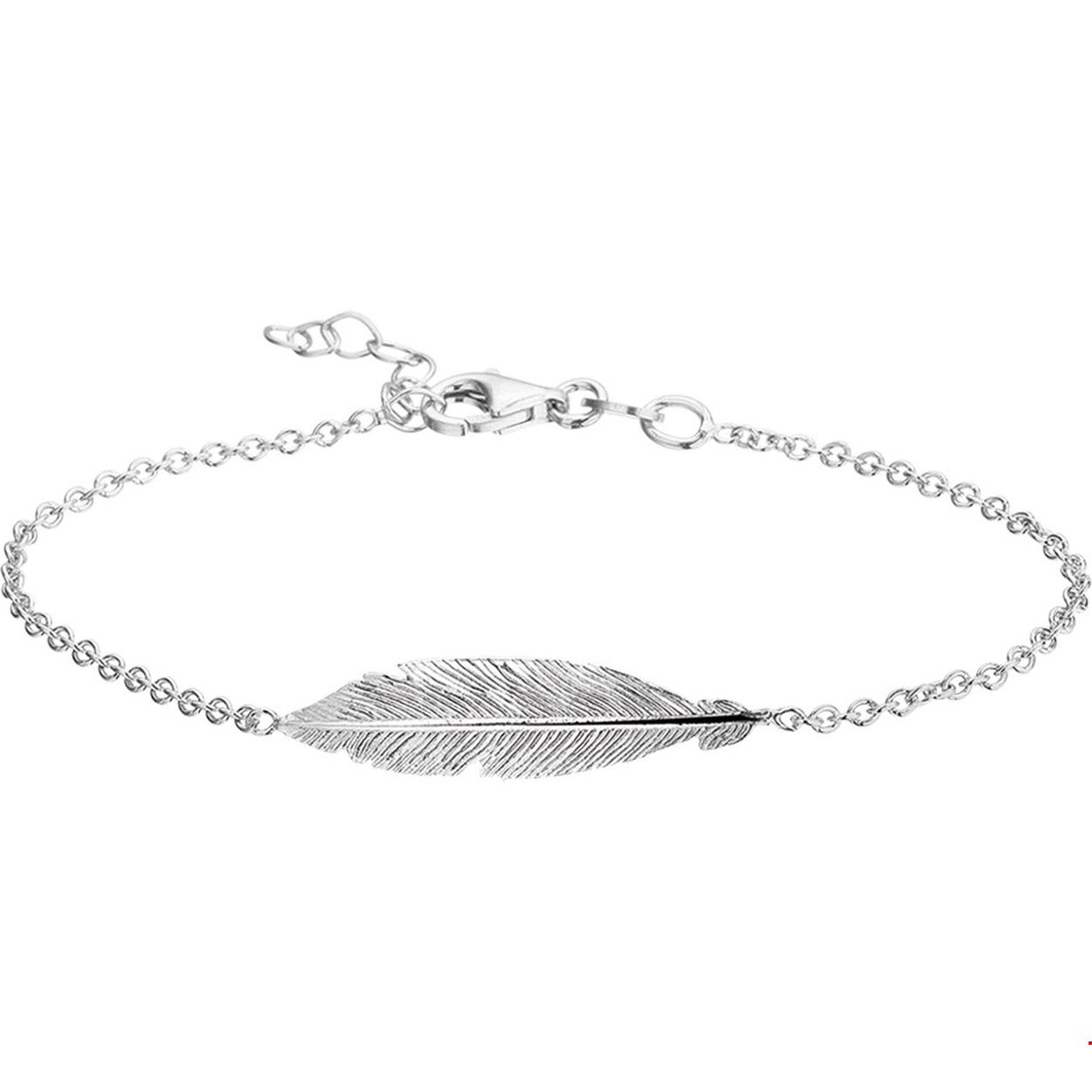 Beschrijving: Opeens waren ze overal: veertjes! Op kleding aan tassen in ons haar en nu ook in de vorm van dit trendy armbandje. Details: Gerhodineerd zilveren anker armband met een veer. De armband is onderdeel van een set. De lengte bedraagt 16.5cm met 2.5cm extensie en de schakelbreedte is 1.5mm. De trendy gedetailleerde veer heeft een afmeting van 7.5x32.7mm.
Verpakt per: 1
Doelgroep: dames
Breedte: 32.5 mm
Kortste lengte: 16.5 mm
Langste lengte: 19 mm
Hoogte: 7.5 mm