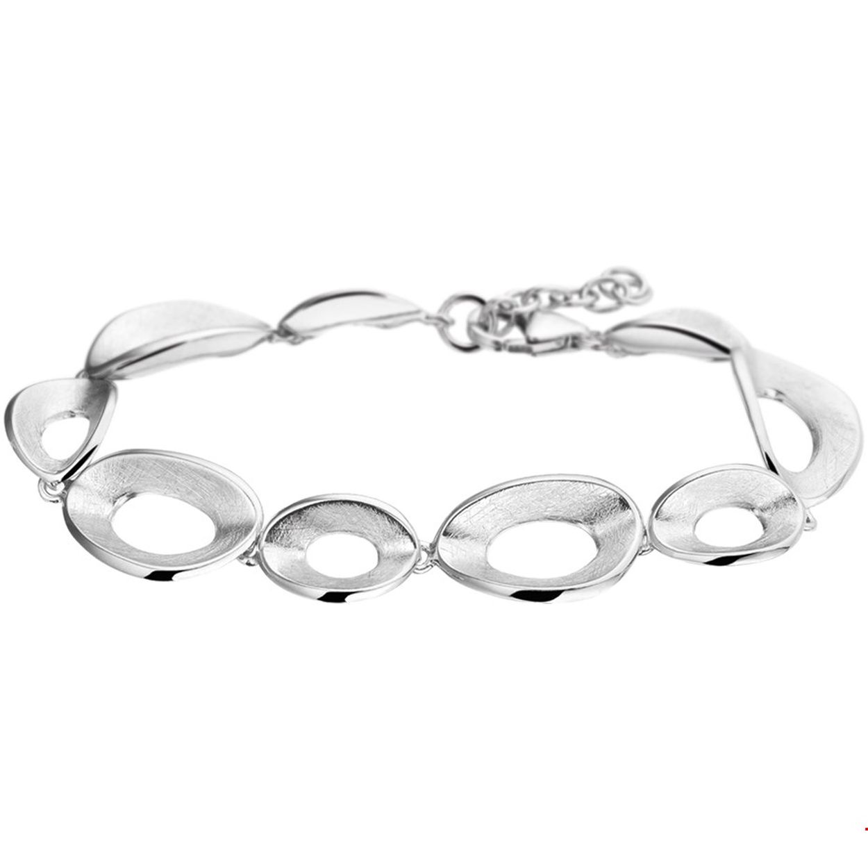 Beschrijving: Gerhodineerd zilveren armband met een poli en gescratchte afwerking. De lengte bedraagt 17cm met 2.5cm extensie. 
Verpakt per: 1
Doelgroep: dames
Breedte: 13.5 mm
Kortste lengte: 17 mm
Langste lengte: 19.5 mm