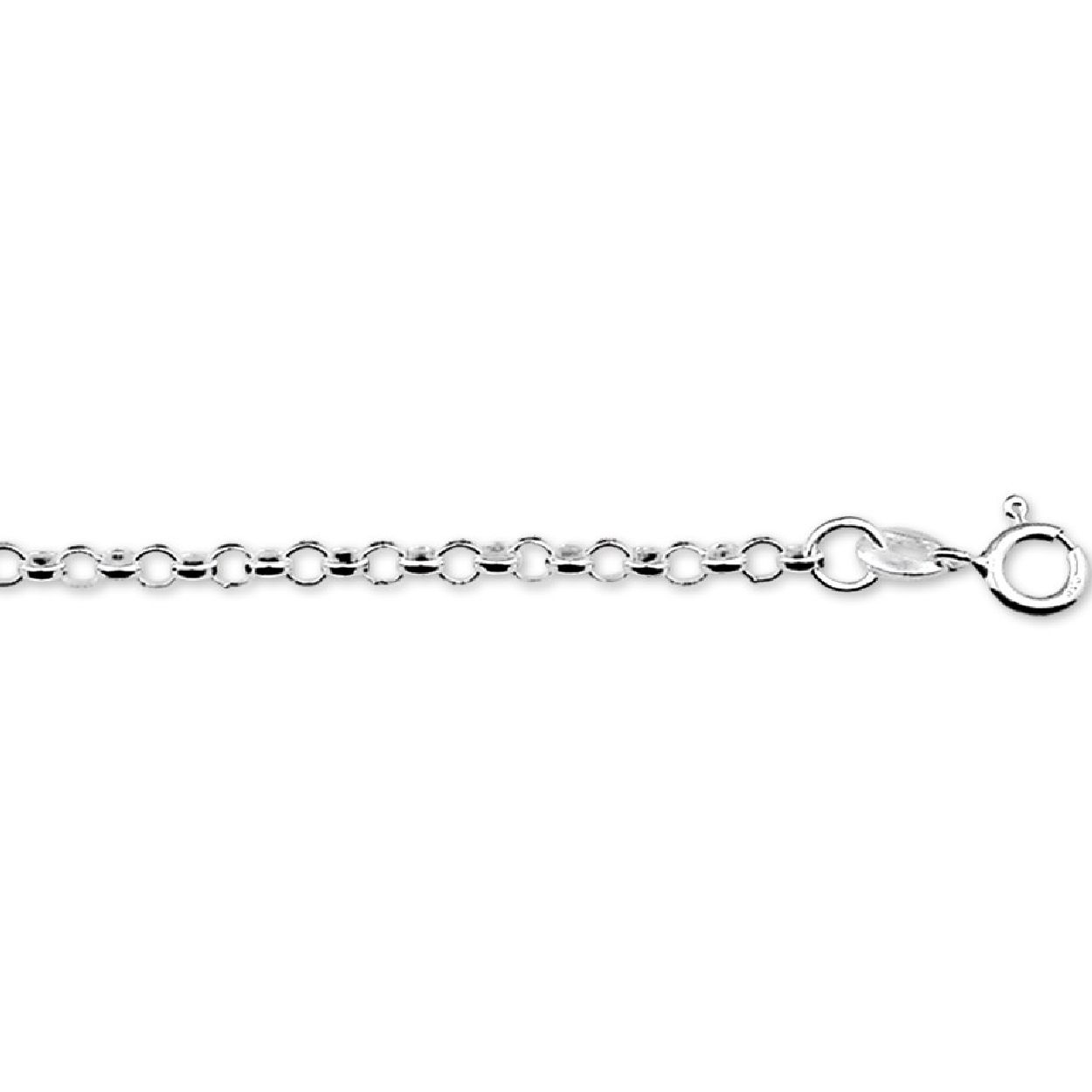 De armband is gemaakt van gerhodineerd zilver en is zilverkleurig. Het is een sieraad voor kinderen.