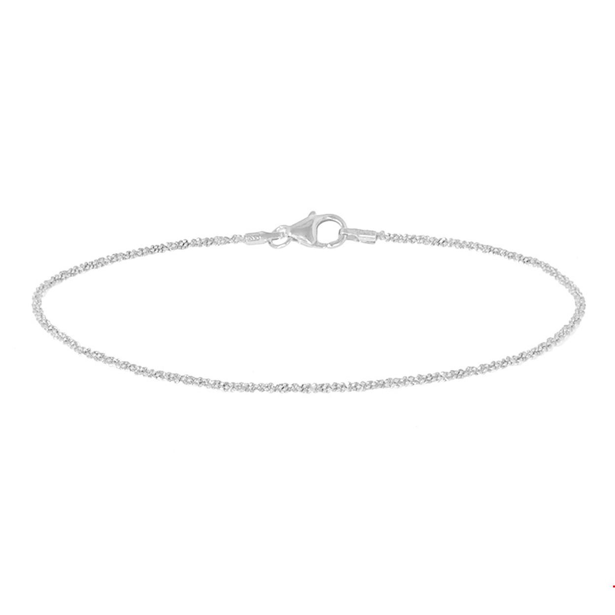 Beschrijving: Deze zilveren armband heeft een afmeting van 18cm en een dikte van 1.4mm. De schakel heeft een getordeerde stijl en kan daarmee afzonderlijk gedragen worden. Maar is ook te verkrijgen als collier van 42cm en maakt daarmee een leuke set!
Uniekenummer serie: 35887
Doelgroep: dames
Breedte: 1.4 mm
Langste lengte: 18 mm