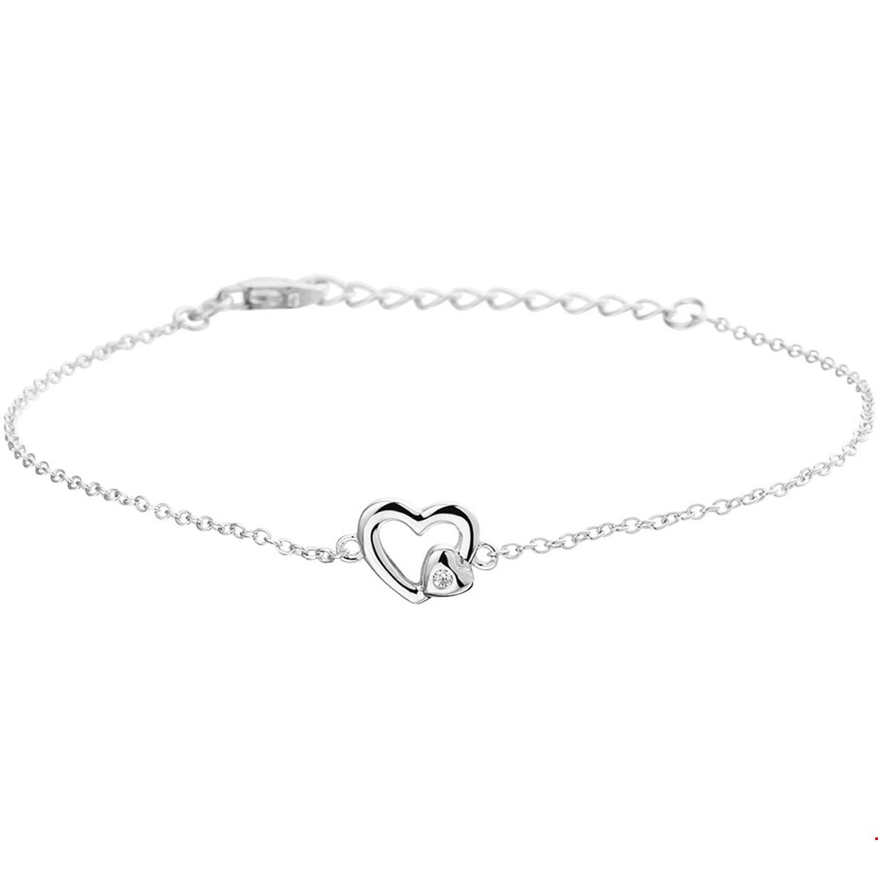 Schattig gerhodineerd zilveren hartjes armband met 1.3mm breed anker schakel met een lengte van 16cm en een extensie van 3cm. Het hartje is uitgevoerd met een briljant geslepen zirkonia in een zetkast. De armband is te combineren met bijpassende sieraden uit onze collectie. Tip: Perfect kado voor een dierbare of geliefde! INFO: Gerhodineerd zilver is door de rhodiumlaag beter bestand tegen verkleuren en krassen.