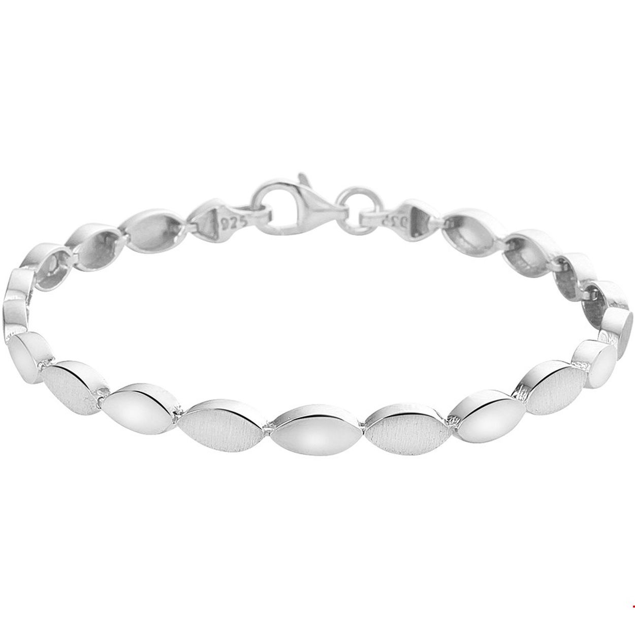 Beschrijving: Trendy gerhodineerd zilveren poli/mat afgewerkte armband met een lengte van 19cm en een breedte van 4.6mm. De armband is te comibneren met bijpassende sieraden uit onze collectie. Tip: Leuk om kado te geven! INFO: Gerhodineerd zilver is door de rhodiumlaag beter bestand tegen verkleuren en krassen.
Verpakt per: 1
Doelgroep: dames
Breedte: 4.6 mm
Langste lengte: 19 mm