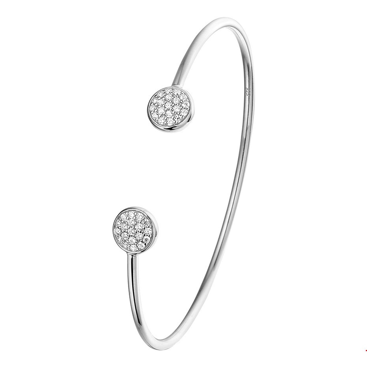 Beschrijving: Trendy gerhodineerd zilveren opengewerkte spang armband met een rondje belegd met een pave van briljant geslepen zirkonia aan elk eind. De armband heeft een diameter van 60mm en is 8.5mm breed. De armband heeft een poli afwerking voor een stevige glans. Tip: Leuk om kado te geven! INFO: Gerhodineerd zilver is door de rhodiumlaag beter bestand tegen verkleuren en krassen.
Doelgroep: dames
Breedte: 8.5 mm
Zetting: pave