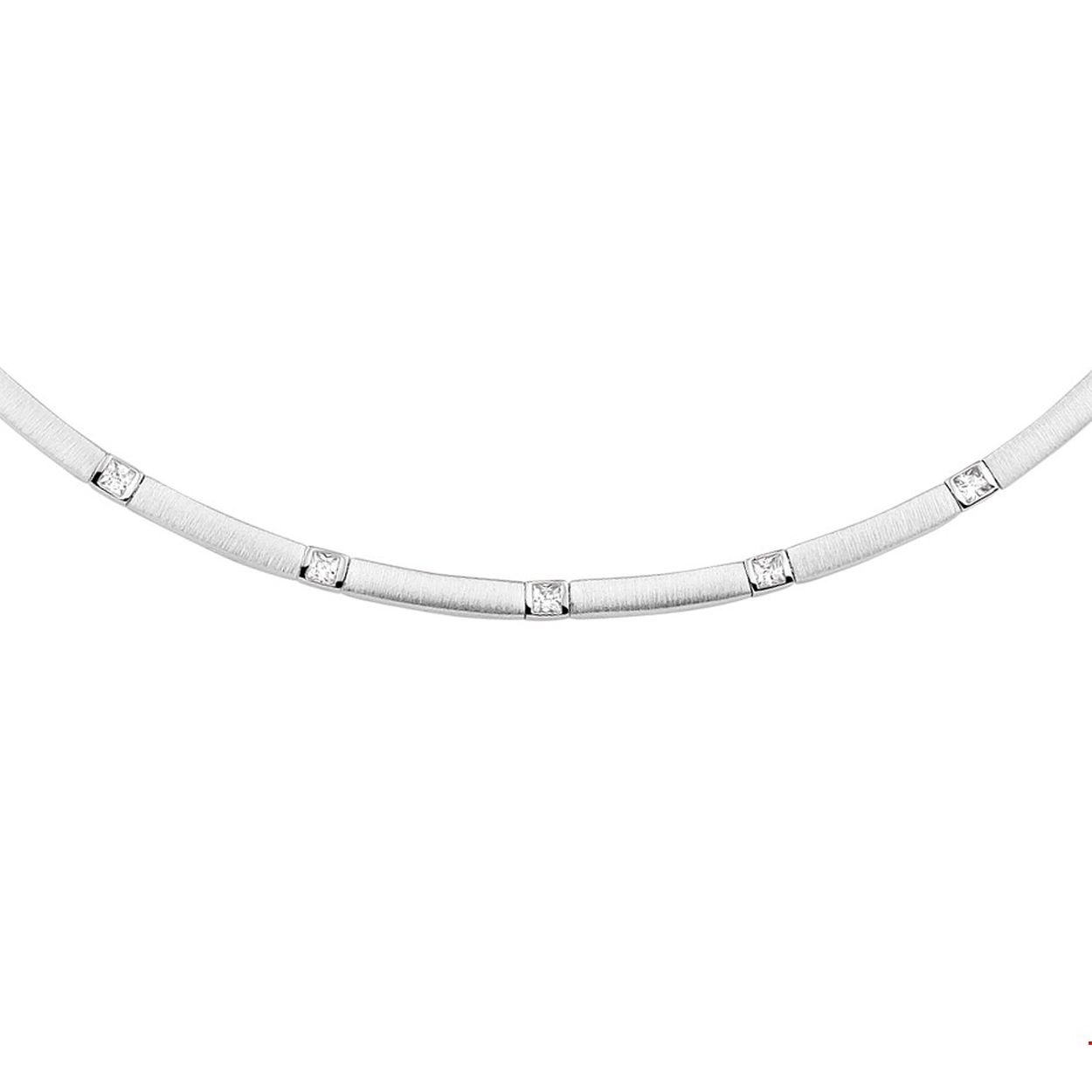 Beschrijving: Strak gerhodineerd zilveren collier met een lengte van 43cm en strakke schakels van 3.3mm breed uitgevoerd met prinsses geslepen zirkonia in een stevige zetkast en karabijn sluiting. Het collier heeft matte schakels en stralen elegantie uit ze maken het collier tot een ware eyecatcher. Het collier is te combineren met bijpassende sieraden een perfecte combinatie als je subtiel glamour wilt toevoegen aan je look. Info: Gerhodineerd zilver is door de rhodiumlaag beter bestand tegen verkleuren en krassen.
Doelgroep: dames
Breedte: 3.3 mm
Langste lengte: 43 cm
Zetting: entourage (kastzetting)