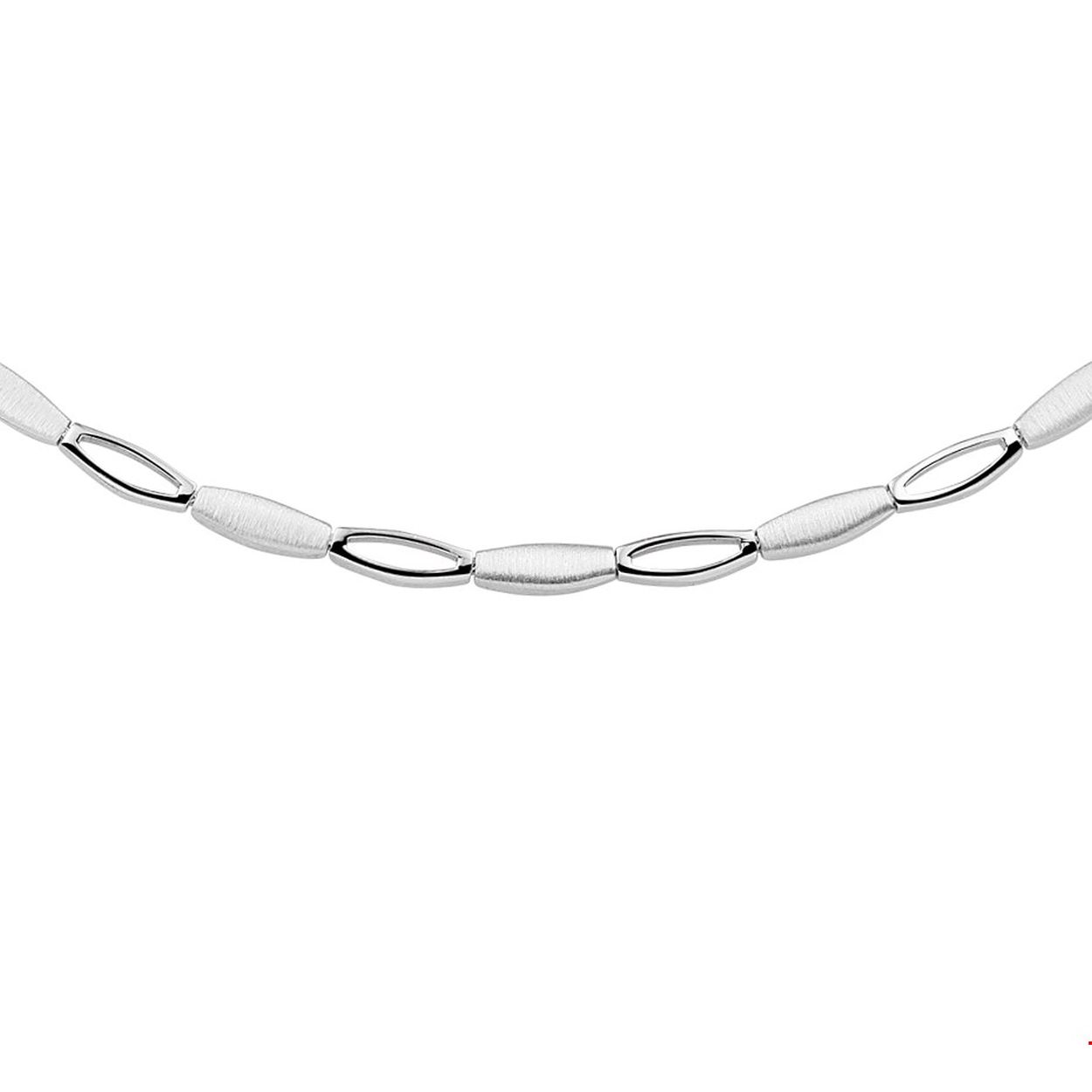 Beschrijving: Chique gerhodineerd zilveren collier met ovale schakels van 4.2mm uitgevoerd met een stevige karabijn sluiting. Het collier heeft opengewerkte schakels en stralen elegantie uit ze maken het collier tot een ware eyecatcher. Het collier is te combineren met bijpassende sieraden een perfecte combinatie als je subtiel glamour wilt toevoegen aan je look. Info: Gerhodineerd zilver is door de rhodiumlaag beter bestand tegen verkleuren en krassen.
Verpakt per: 1
Doelgroep: dames
Breedte: 4.2 mm
Langste lengte: 45 mm