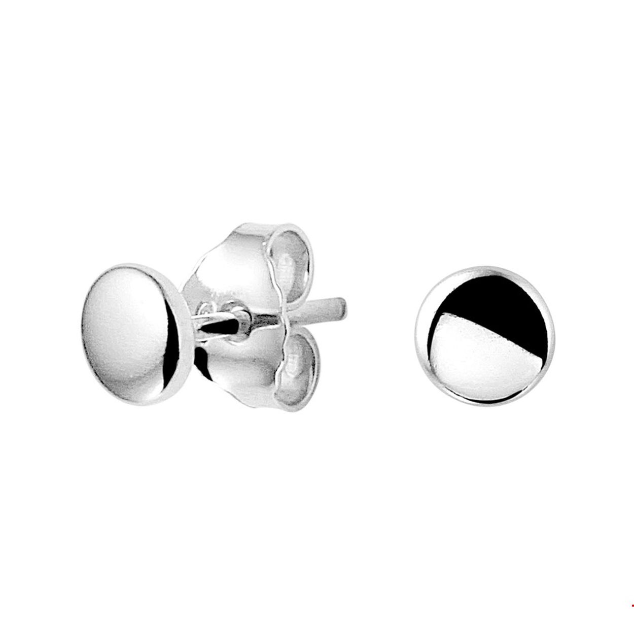 Beschrijving: Trendy gerhodineerd zilveren oorknoppen met een rondje van 5mm en een poli afwerking. De oorknoppen zijn goed te combineren met bijpassende sieraden uit onze collectie. Info: Gerhodineerd zilver is door de rhodiumlaag beter bestand tegen verkleuren en krassen.
Doelgroep: dames