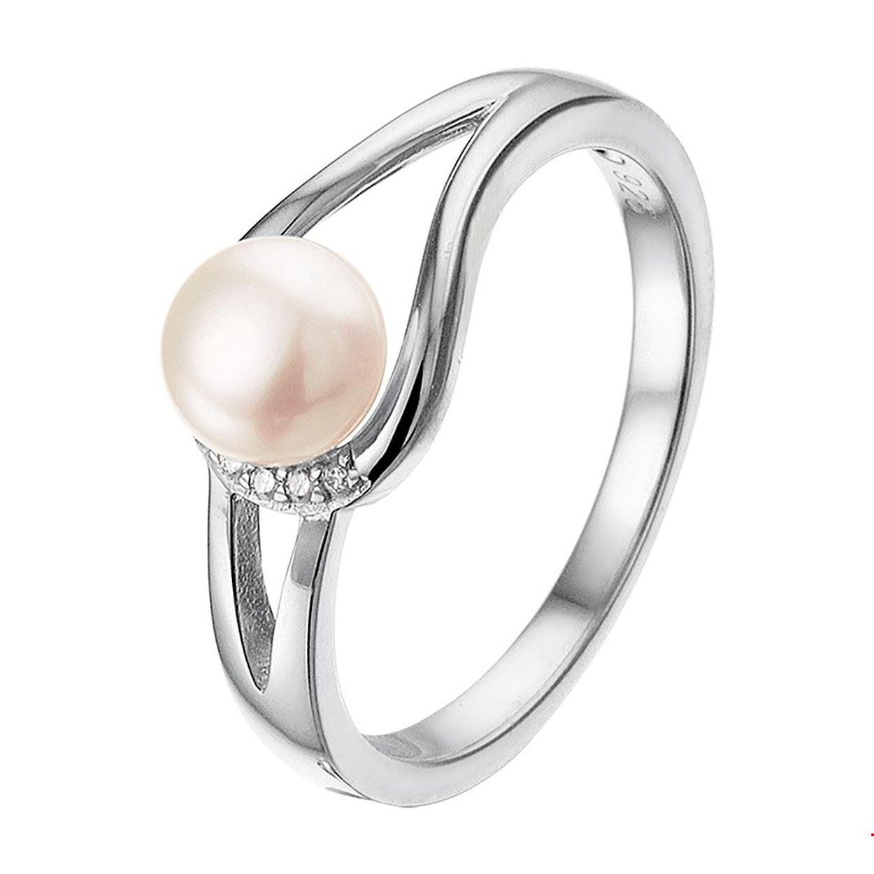 Gerhodineerd zilveren ring met zoetwaterparel en zirkonia.