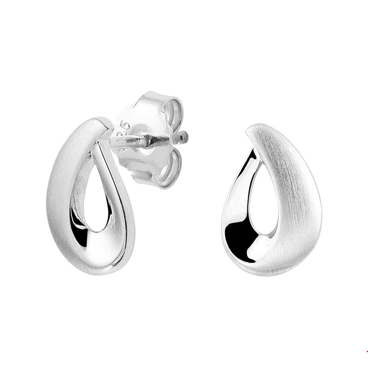 Beschrijving: Stijlvolle gerhodineerd zilveren oorknoppen met een afmeting van 11.5x8mm. De oorknoppen zijn perfect te combineren met identiek gevormde sieraden uit onze collectie waarmee je een chique set kunt maken. Info: Gerhodineerd zilver is door de rhodiumlaag beter bestand tegen verkleuren en krassen.
Verpakt per: 1
Doelgroep: dames
Breedte: 8 mm
Hoogte: 11.5 mm
