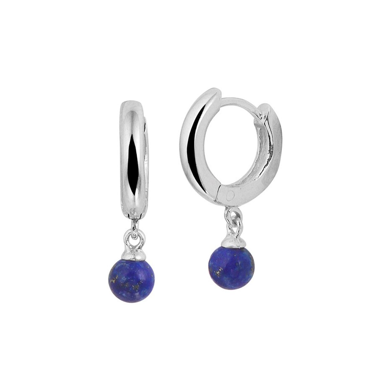 Trendy gerhodineerd zilveren klapoorringen met een diameter van 11mm. Uitgevoerd met een schitterende lapis steen van 4.5mm. De klapoorringen hebben een subtiele uitstraling en kunnen dagelijks gedragen worden. Tip: Leuk om kado te geven! Zie je ze al stralen? Info: Gerhodineerd zilver is door de rhodiumlaag beter bestand tegen verkleuren en krassen.