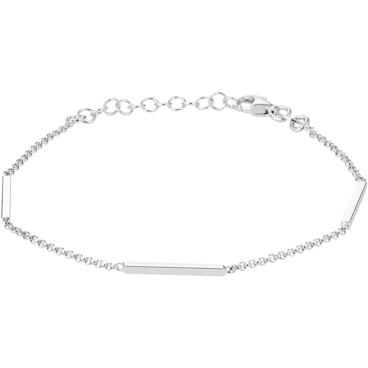 Beschrijving: Gerhodineerd zilveren armband met een schakelbreedte van 1.4mm en een draaglengte van 16cm met een extenstie van 3cm. Uitgevoerd met trendy balkjes van 1.5 x 18.5mm en een stevige karabijn sluiting. Tip: Leuk om kado te geven!
Doelgroep: dames
Breedte: 1.5 mm
Kortste lengte: 16 cm
Langste lengte: 19 cm