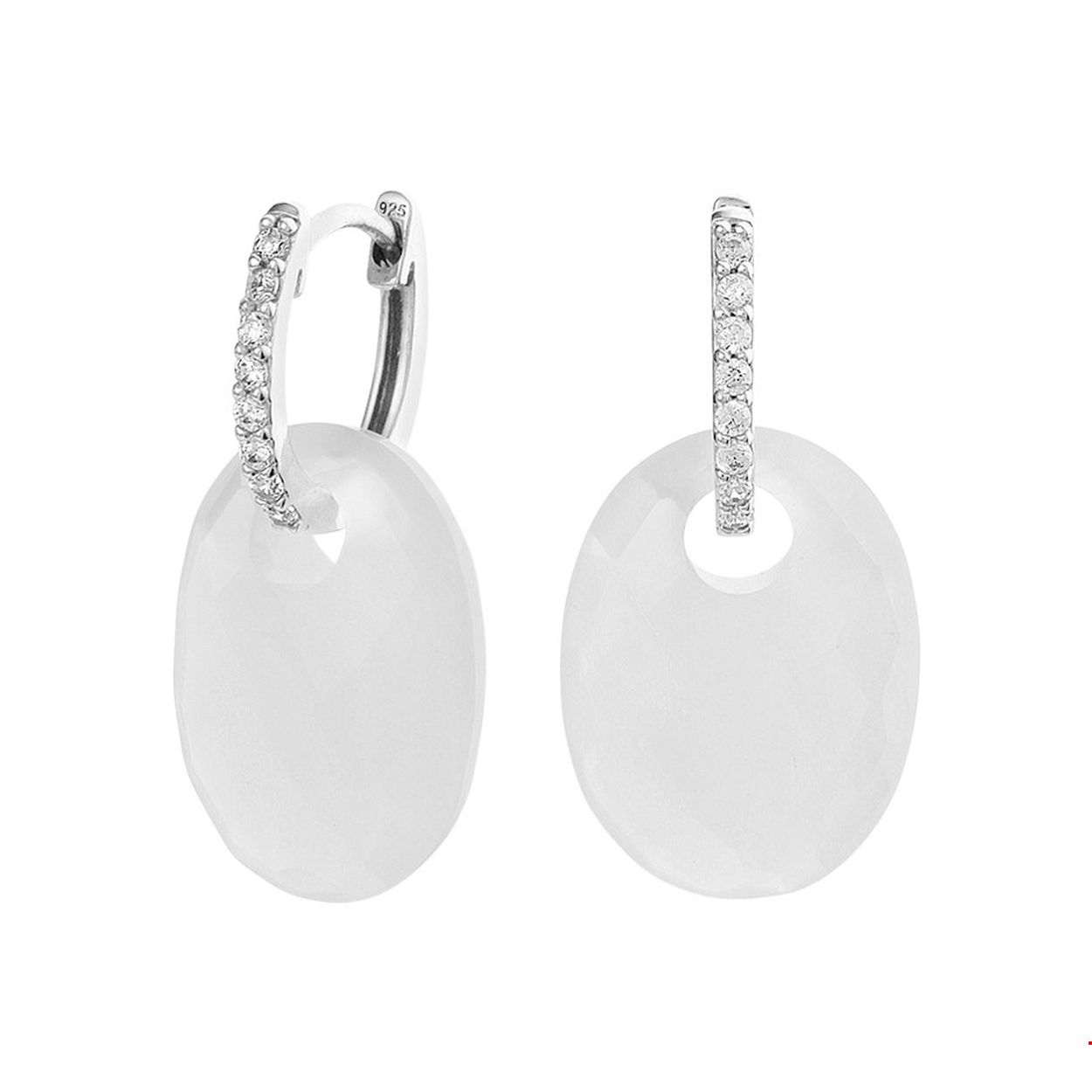 Gerhodineerd zilveren oorringen uitgevoerd met een rij van heldere zirkonia en een schitterende agaat van 20x15mm. Tip: Leuk om kado te geven! Zie je ze al stralen?