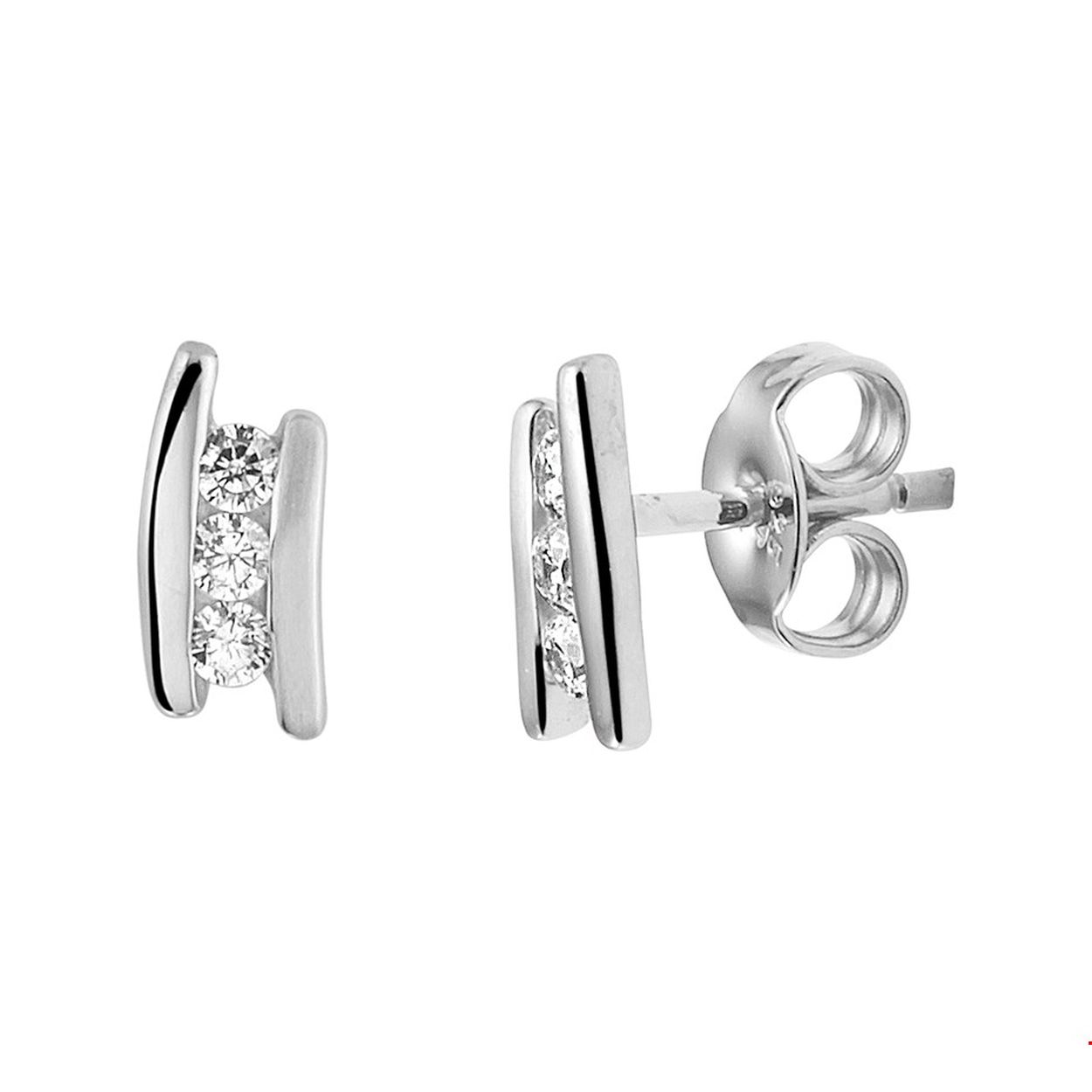 Gerhodineerd zilveren poli/mat oorknoppen met een afmeting van 8.8x4.4mm uitgevoerd met een rij met 3 briljant geslepen zirkonia. De oorknoppen zijn te combineren met bijpassende sieraden uit onze collectie.