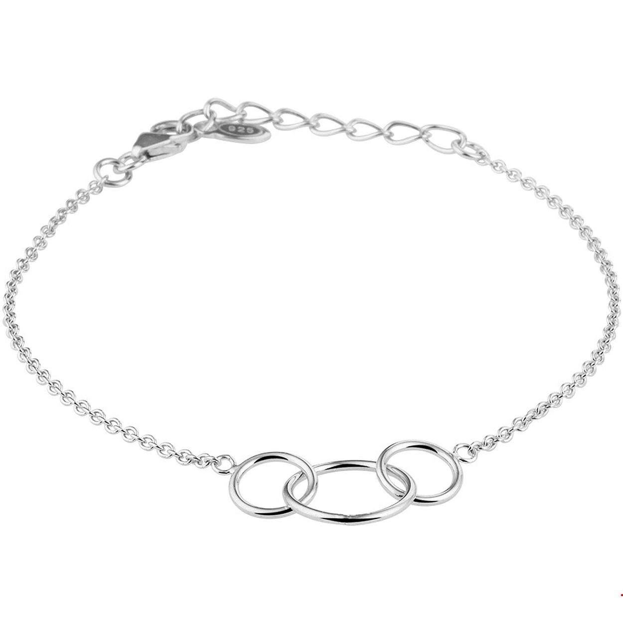 Beschrijving: Trendy gerhodineerd zilveren armband uitgevoerd met open rondjes van 8 en 12mm. De armband heeft een draaglengte van 16cm en een extensie van 3cm. Uitgevoerd met een stevige karabijn sluiting. Tip: Leuk om kado te geven! Zie je ze al stralen?