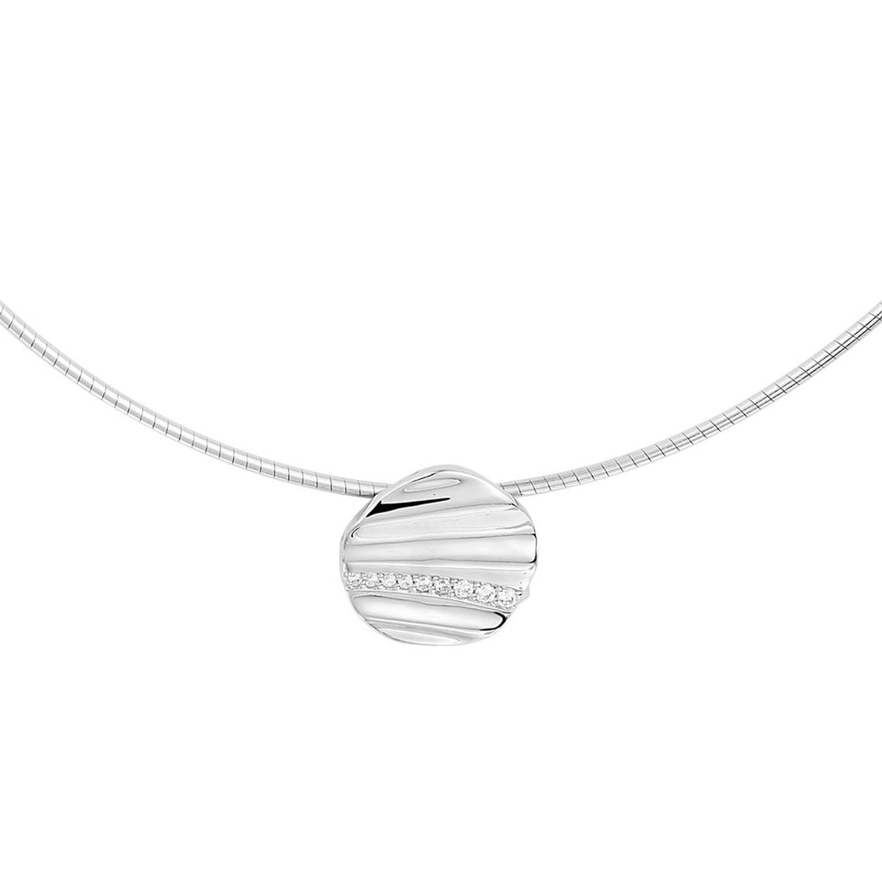 Gerhodineerd 925 zilveren collier uitgevoerd met een hanger in de vorm van een rondje met daarin een schitterende zirkonia rij. Het collier heeft een draaglengte van 43cm met een extensie van 3cm en een stevige karabijn sluiting. Het rondje heeft een diameter van 16.7mm. De schakelbreedte is 1.25mm.