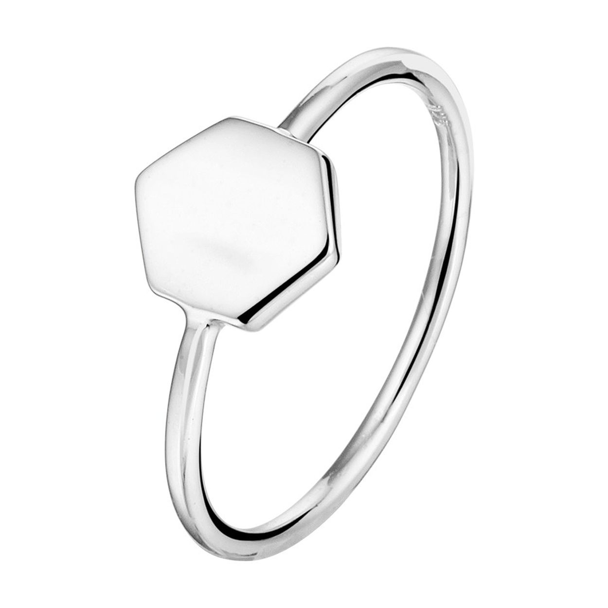 Gerhodineerd 925 zilveren ring uitgevoerd met een zeshoek. De ring heeft een breedte van 8mm.