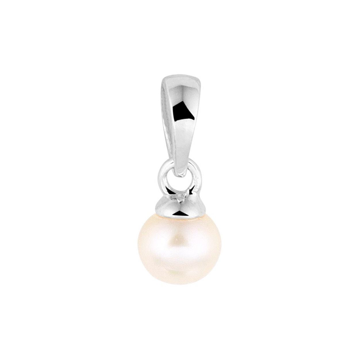 Gerhodineerd 925 zilveren hanger uitgevoerd met een zoetwaterparel. De hanger heeft een totale hoogte van 11mm. De parel heeft een diameter van 4.5mm.