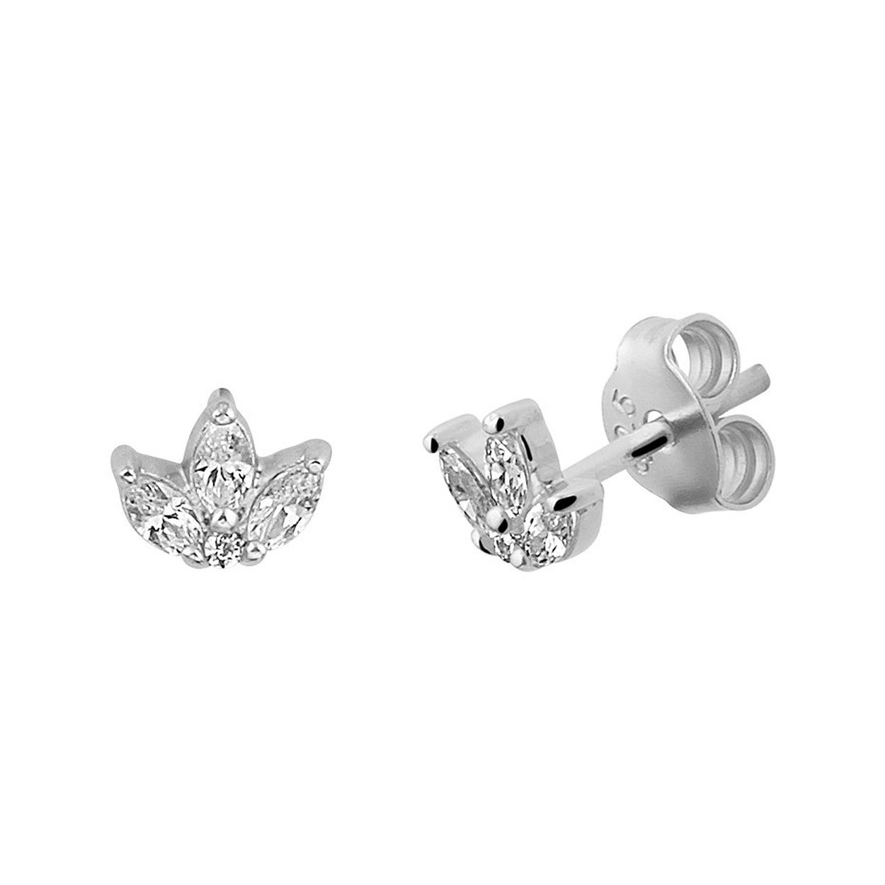 Gerhodineerd 925 zilveren oorknoppen uitgevoerd in de vorm van een lotus en met een schitterende zirkonia rij. De oorknoppen hebben een afmeting van 5x6mm.