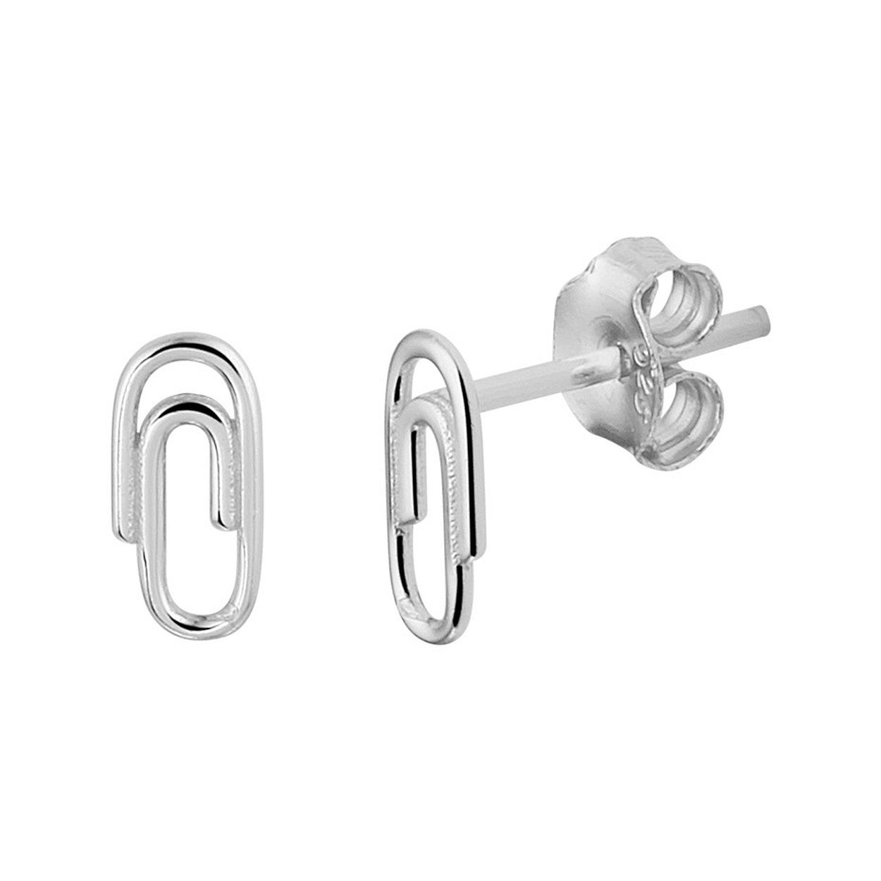 Gerhodineerd 925 zilveren oorknoppen uitgevoerd in de vorm van een paperclip. De oorknoppen hebben een afmeting van 8x4mm.