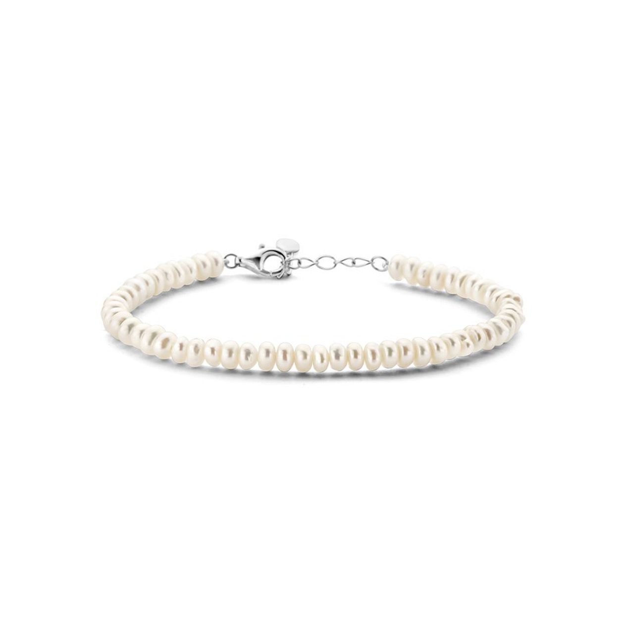 Gerhodineerd 925 zilveren armband uitgevoerd met zoetwaterparels. De armband heeft een draaglengte van 16cm met een extensie van 3cm en een stevige karabijn sluiting.