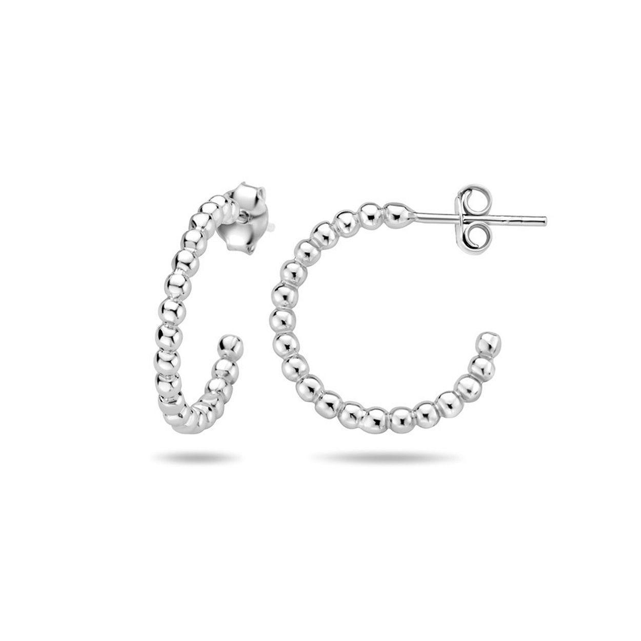 Gerhodineerd 925 zilveren stekeroorringen uitgevoerd met bolletjes. De oorstekers hebben een afmeting van 18.5x2mm.