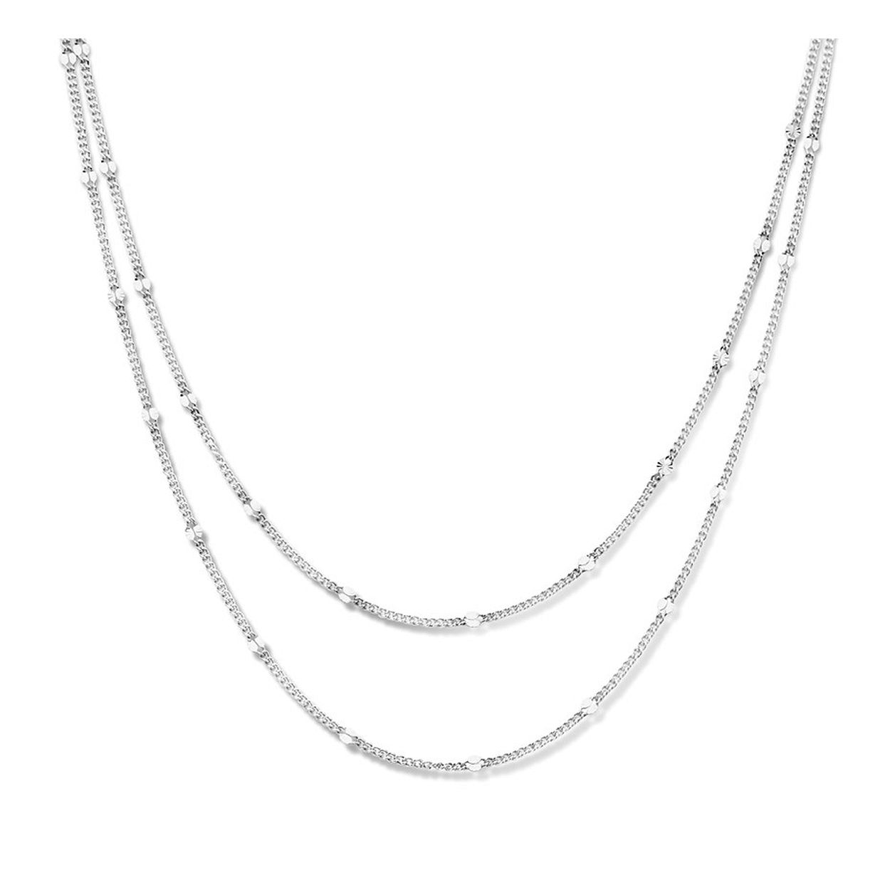 Gerhodineerd 925 zilveren collier uitgevoerd met plaatjes met een breedte van 2.4mm. Het collier heeft een draaglengte van 42cm met een extensie van 3cm en een stevige karabijn sluiting.
