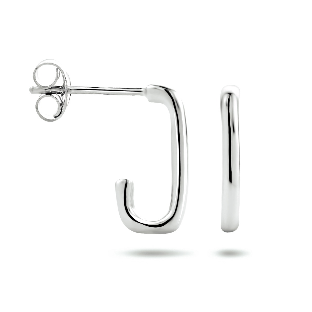 Gerhodineerd 925 zilveren stekeroorringen. De stekeroorringen hebben een afmeting van 14.5x2mm.
