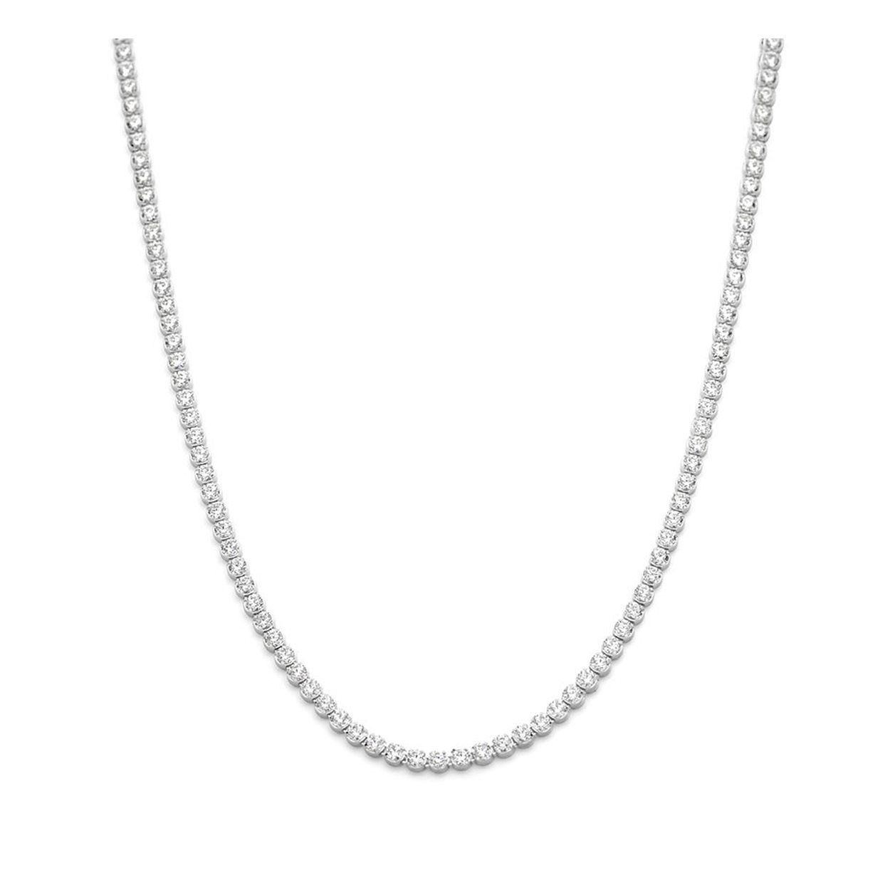 Gerhodineerd 925 zilveren collier uitgevoerd met een schitterende zirkonia rij en een stevige karabijn sluiting. Het collier heeft een breedte van 3mm en een draaglengte van 42cm met een extensie van 3cm.