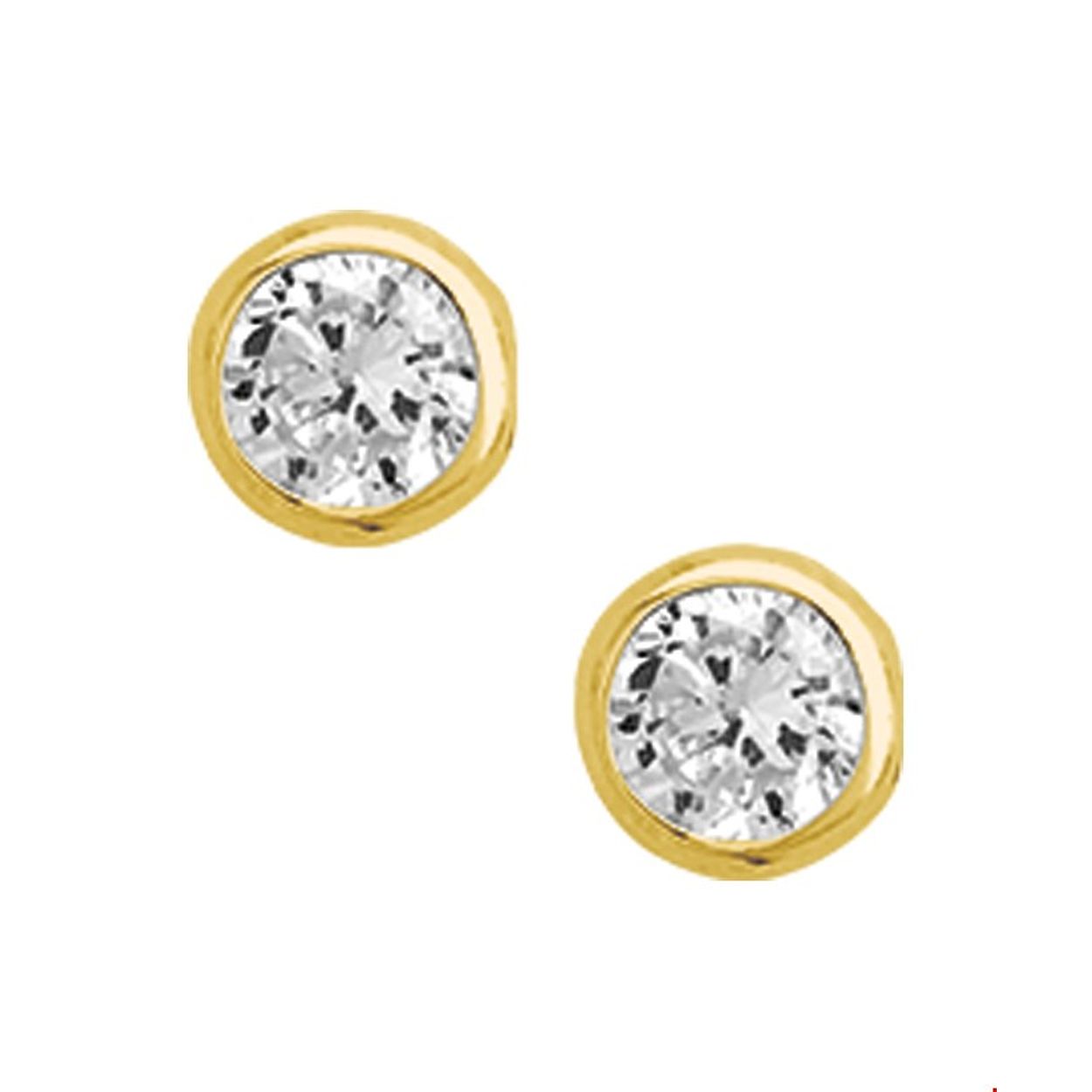 Beschrijving: Zilveren oorknoppen met zirkonia. De oorknoppen hebben een geelgouden plating. 
Uniekenummer serie: 26485
Doelgroep: dames
Zetting: solitaire (kastzetting)
Geen garantie op plating