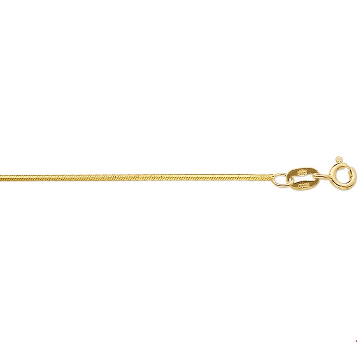 Dit geelgouden slangen collier heeft een lengte van 42mm en breedte van 1,3mm.