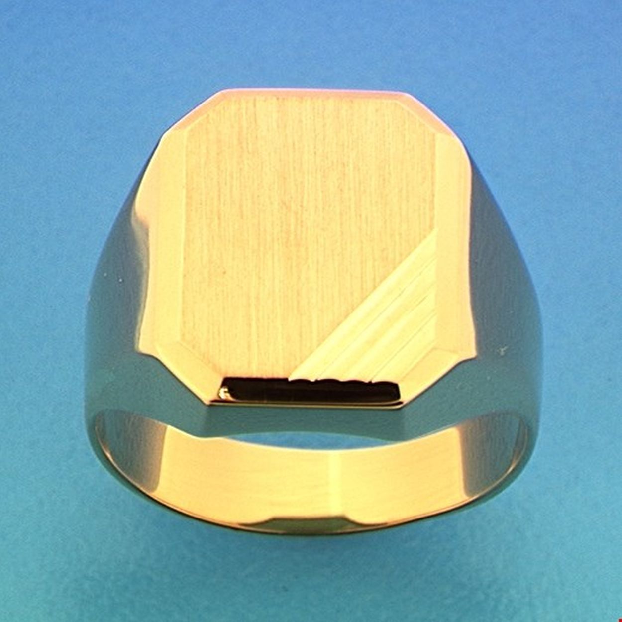 
Uniekenummer serie: 31160
Verpakt per: 1
Doelgroep: heren
Ringmaat: 21.00 mm (66)
Breedte: 14 mm
Hoogte: 17 mm