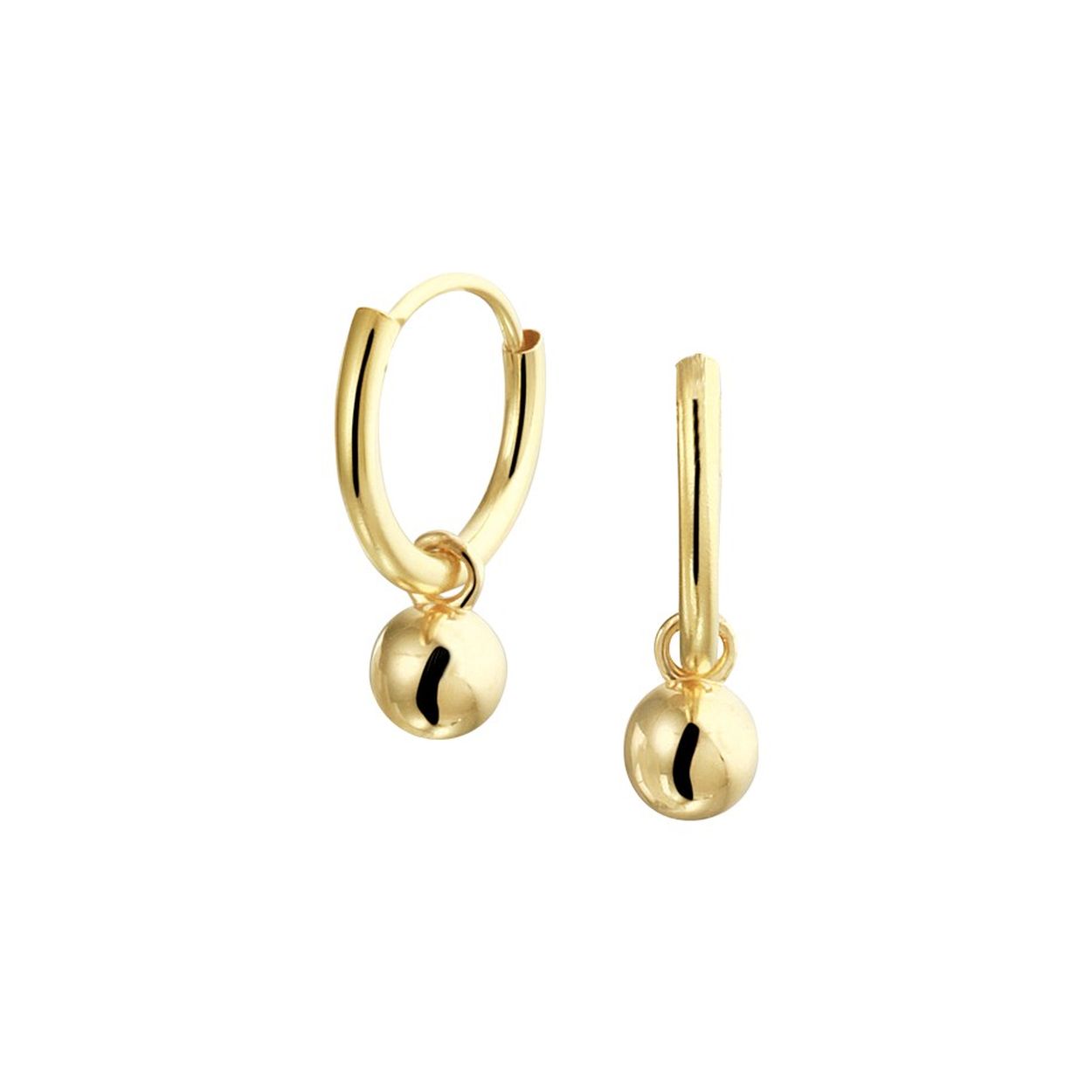 Beschrijving: Trendy geelgouden creolen met een diameter van 11mm. Uitgevoerd met een poli afgewerkt bolletje van 4mm. De creolen hebben een subtiele uitstraling en kunnen dagelijks gedragen worden.
Verpakt per: 1
Doelgroep: dames
Hoogte: 14 mm