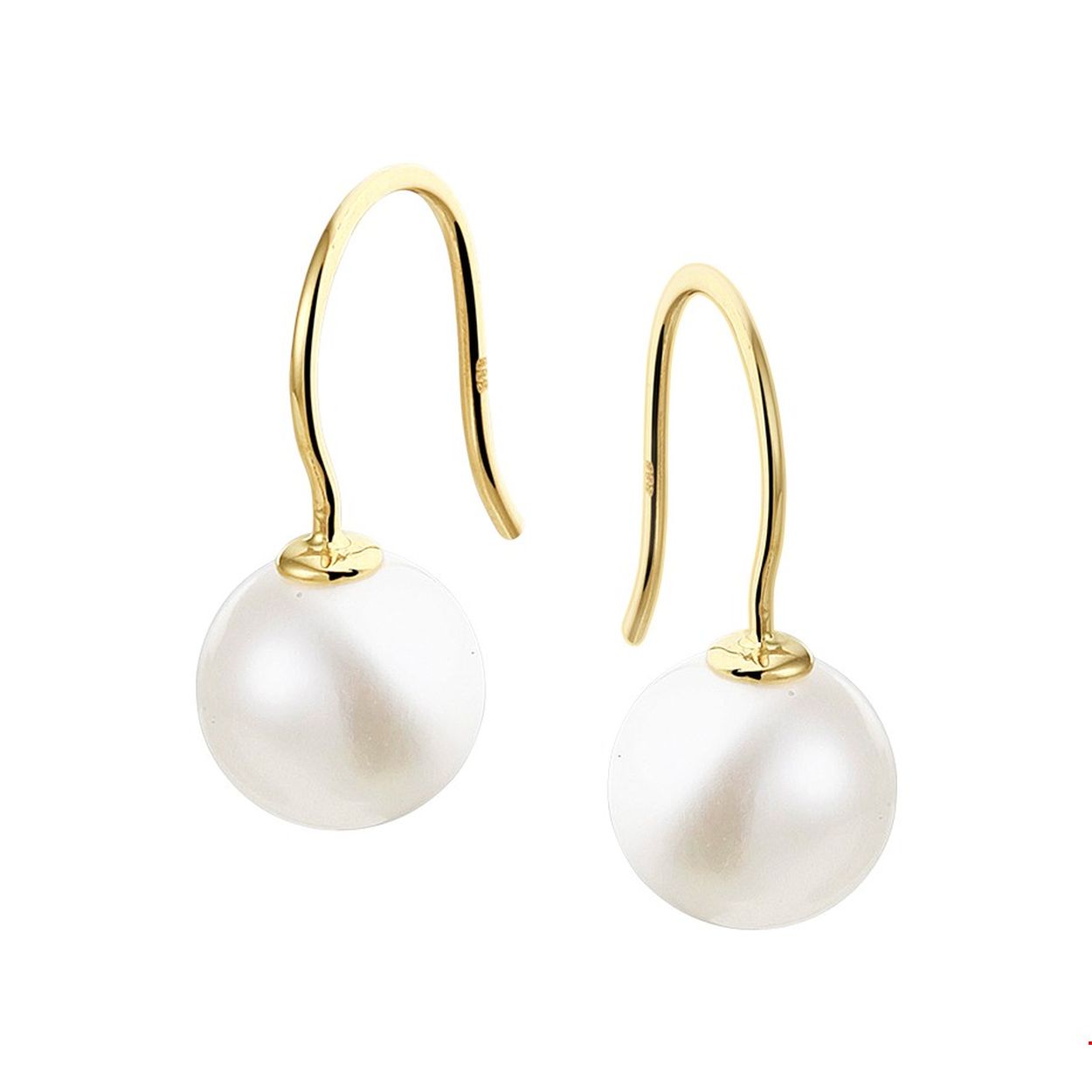 Stijlvolle geelgouden oorhangers uitgevoerd met een zoetwaterparel van 8mm. Tip: Combineer deze oorhangers met andere parel sieraden voor een chique en unieke look.