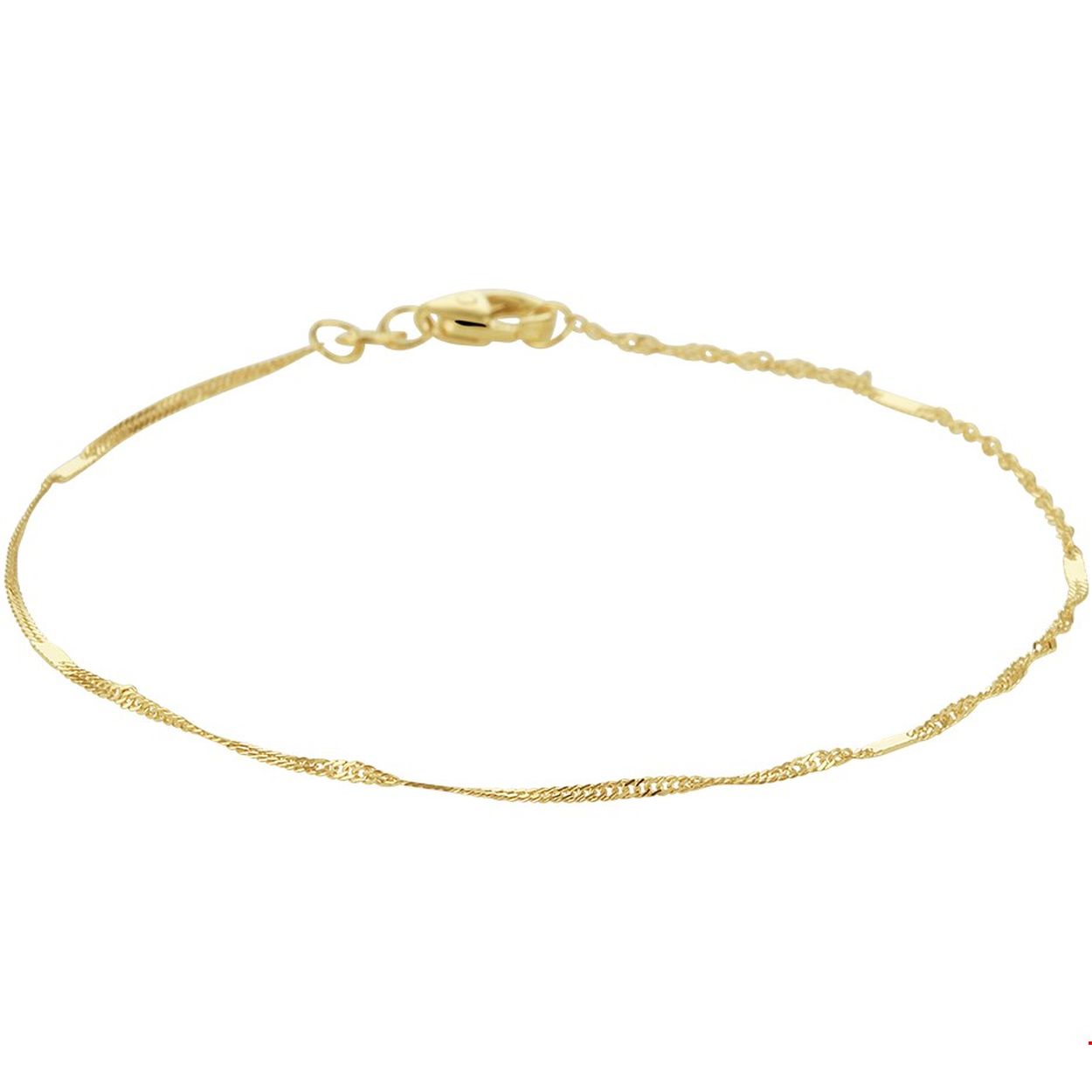 Geelgouden singapore armband met een draaglengte van 18cm. De armband heeft een schakelbreedte van 1.1mm en is uitgevoerd met een karabijn sluiting.