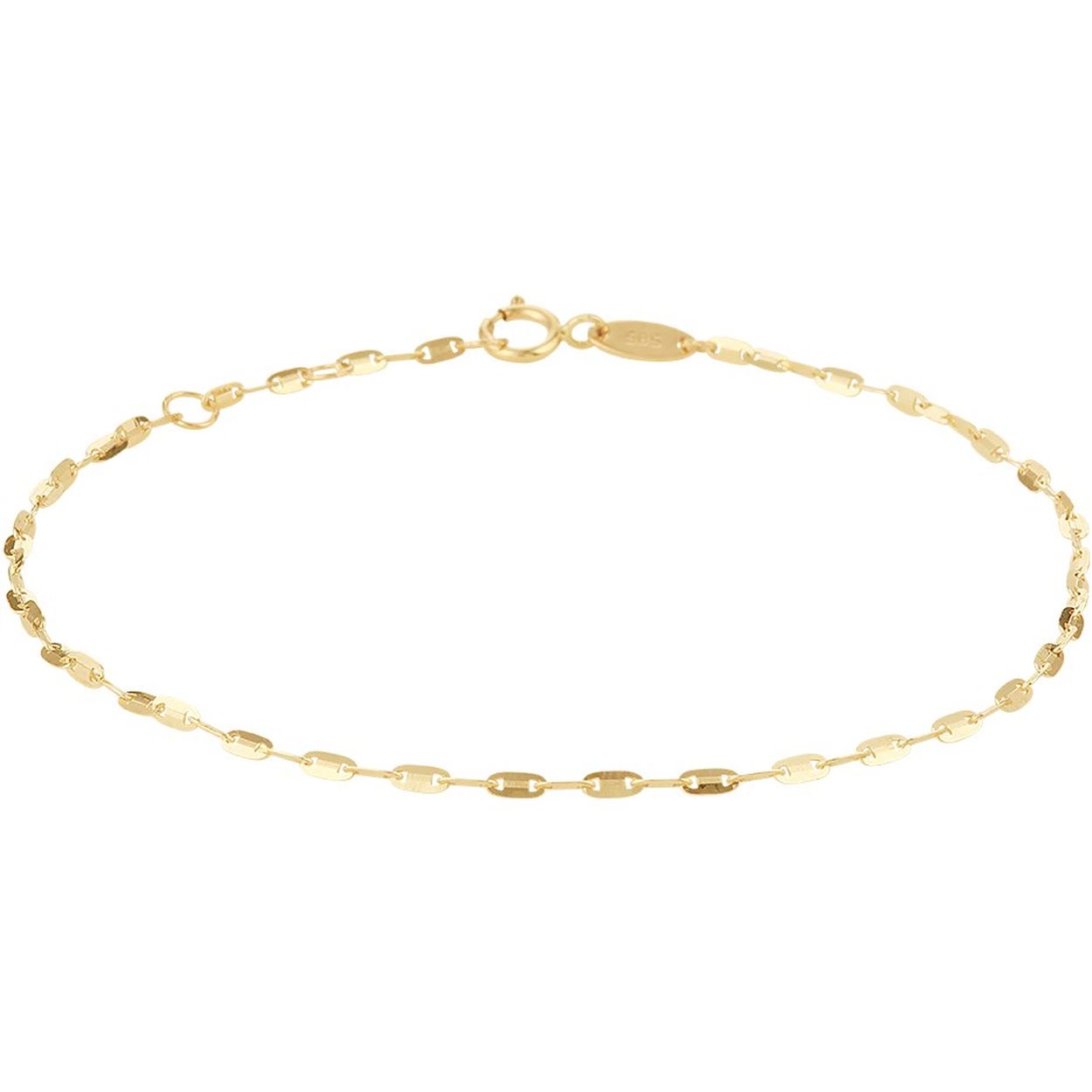 Deze 14 karaats gouden armband met plaatjes heeft een lengte van 18 centimeter en is een prachtige toevoeging aan je sieradencollectie. De armband is perfect te combineren met zowel een casual als een chique outfit. Draag hem alleen voor een subtiele touch of stapel hem met andere armbanden voor een trendy look. Een echte eyecatcher!