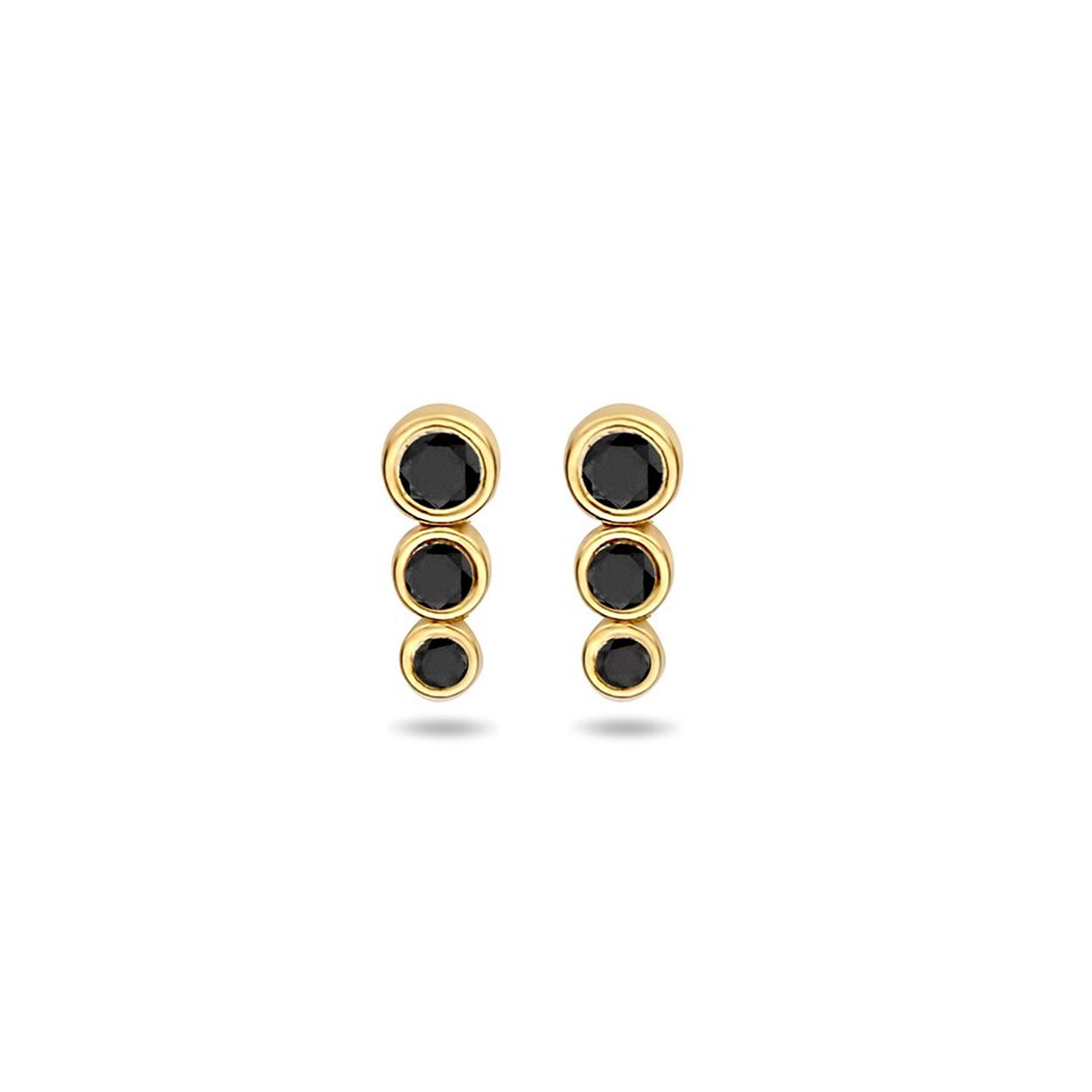 14k Geelgouden oorknoppen uitgevoerd met schitterend zwart zirkonia. De oorknoppen hebben een afmeting van 8.5x3.5mm.