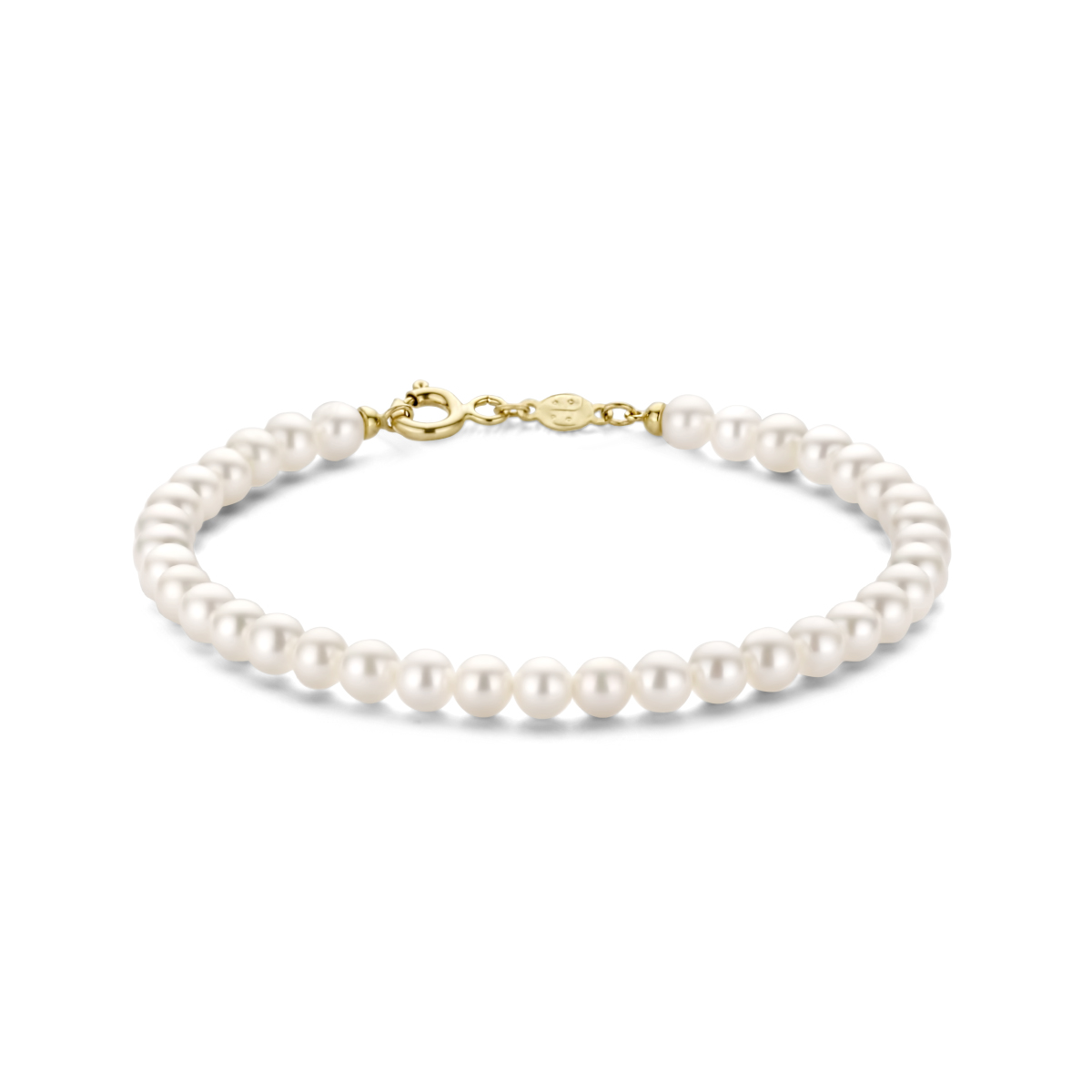 14k Geelgouden armband met zoetwaterparels van 4mm. De armband heeft een draaglengte van 18cm.