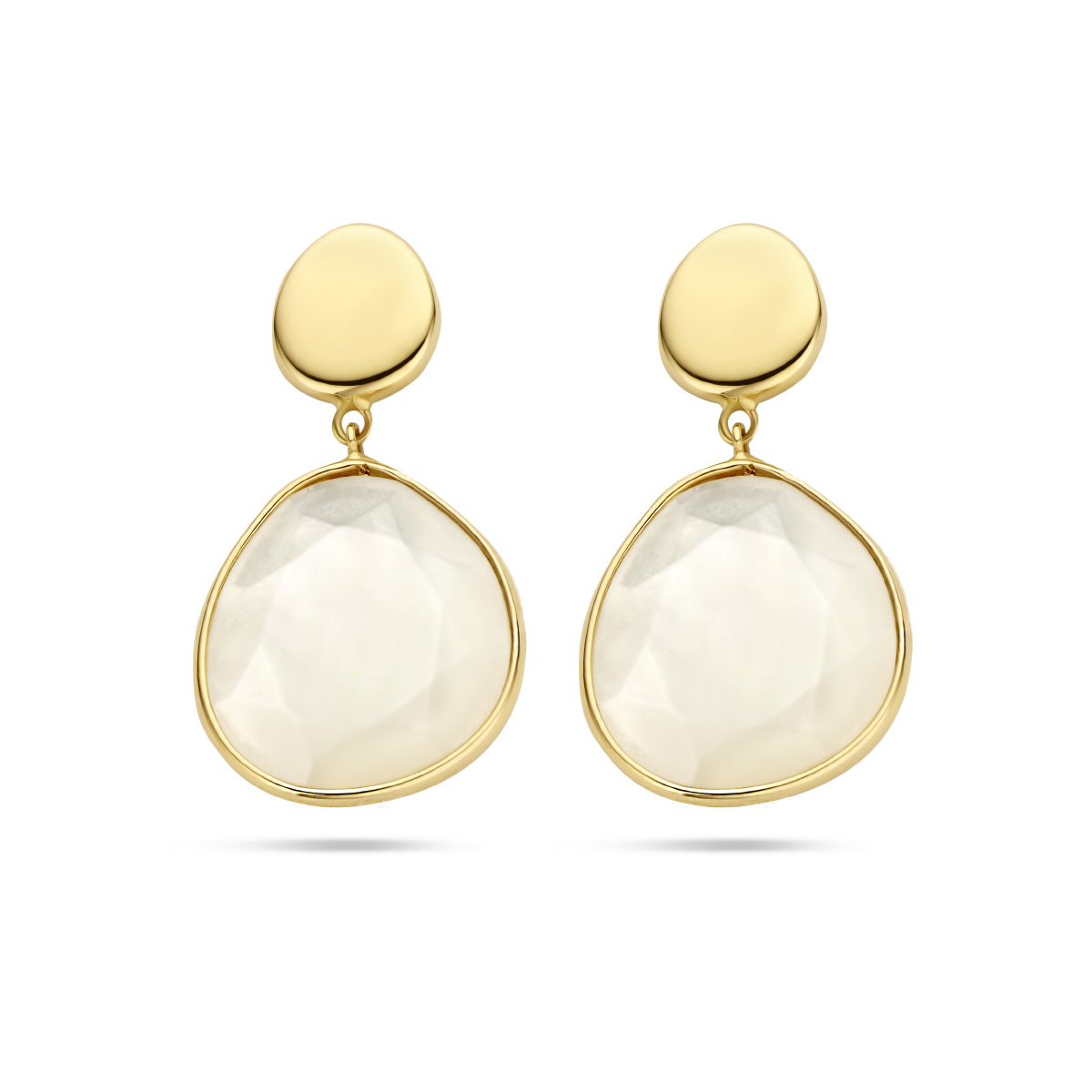 14k Geelgouden oorhangers met parelmoer. De oorhangers hebben een totale hoogte van 28mm.