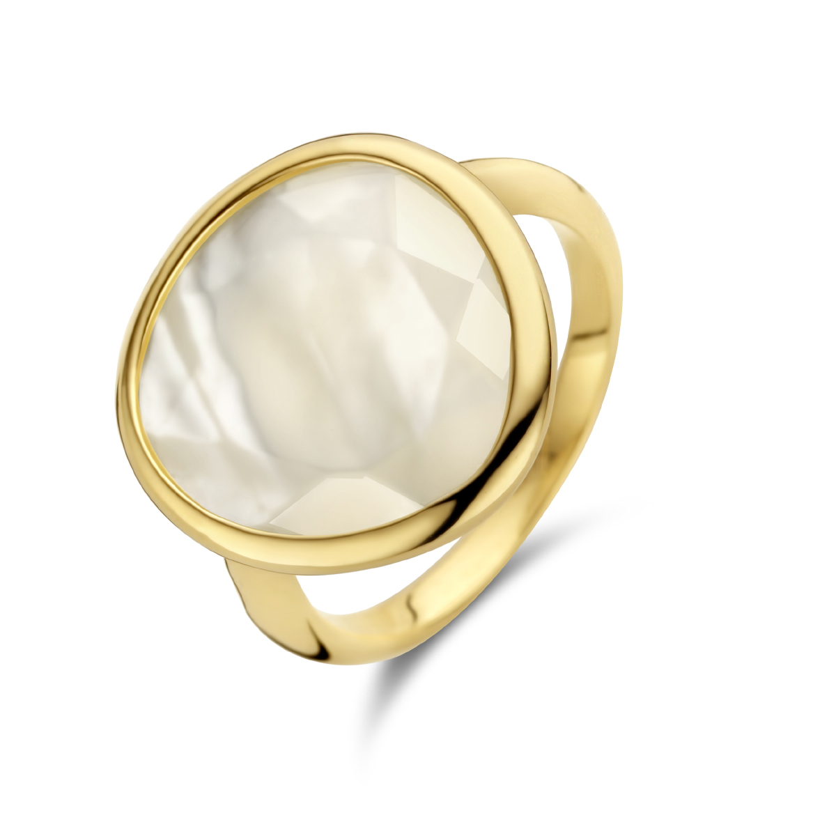14k Geelgouden ring uitgevoerd met parelmoer. De ring heeft een breedte van 17mm.