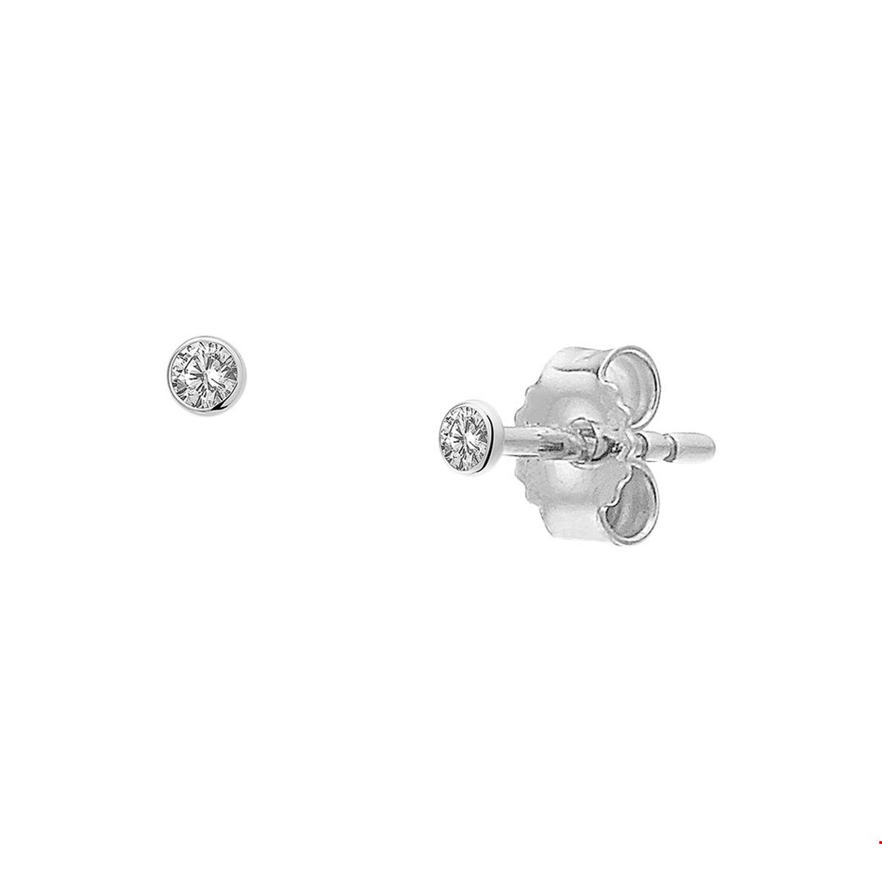Beschrijving: Witgouden oorknoppen met een briljant geslepen zirkonia van 2.5mm uitgevoerd met een stevige poussette sluiting.
Uniekenummer serie: 26567
Verpakt per: 1
Doelgroep: dames
Zetting: solitaire (kastzetting)