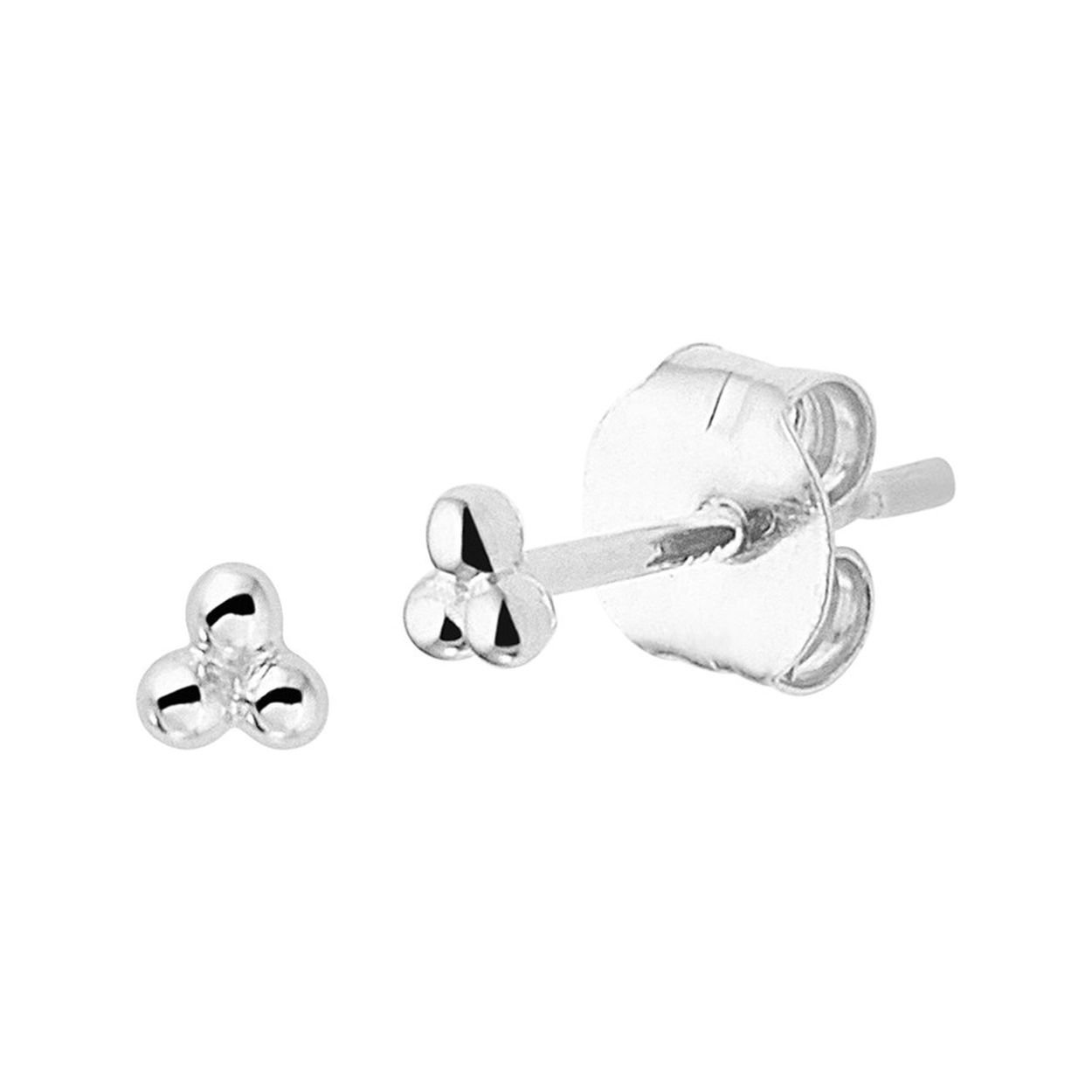 Beschrijving: Witgouden oorknoppen met 3 bolletjes met een totale afmeting van 2.5x2.5mm uitgevoerd met een stevige poussette sluiting. Tip! Mix & match deze bolletjes oorknoppen met andere minimalistische sieraden.
Verpakt per: 1
Doelgroep: dames