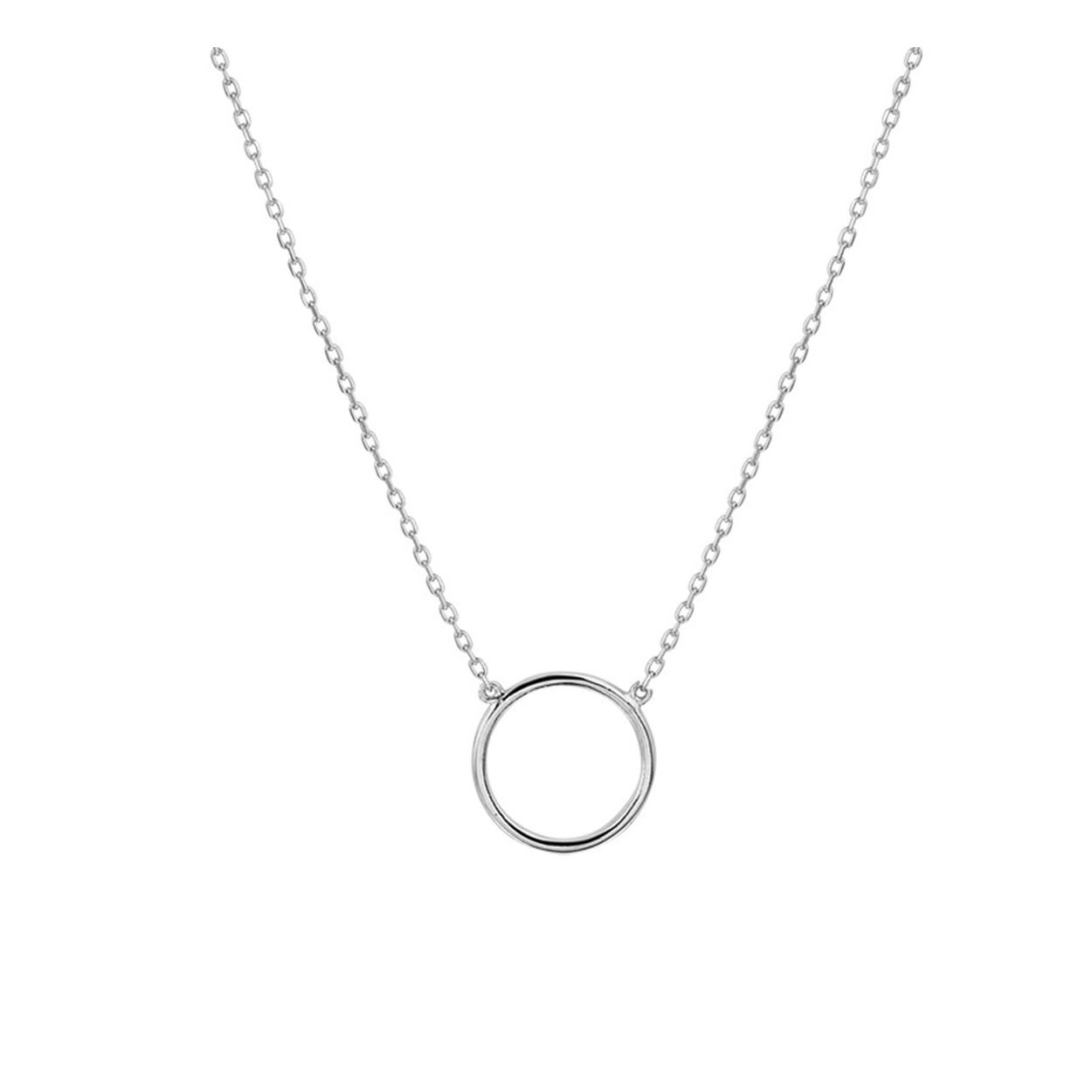 14k Witgouden collier uitgevoerd met een hanger in de vorm van een rondje. Het collier heeft draaglengtes van 40, 42 en 44cm. Het rondje heeft een diameter van 9.5mm.